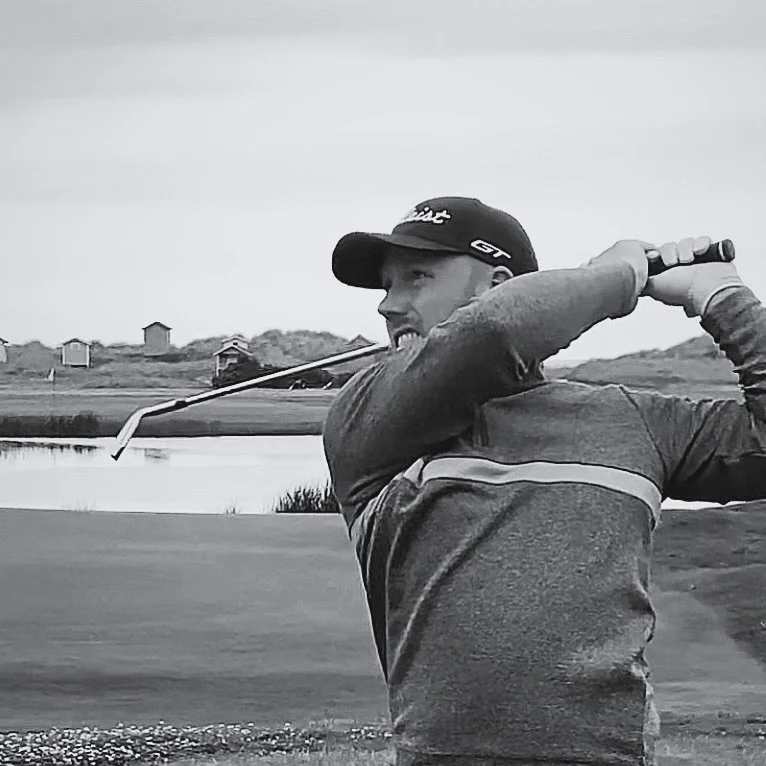 Hej alla glada golfare!

Under vinterhalv&aring;ret kommer ni kunna boka lektioner med mig p&aring; RUFF Helsingborg!

Ta kontakt med mig via meddelande s&aring; bokar vi upp en tid och g&ouml;r golfen roligare f&ouml;r just dig!

Mer info kommer ino