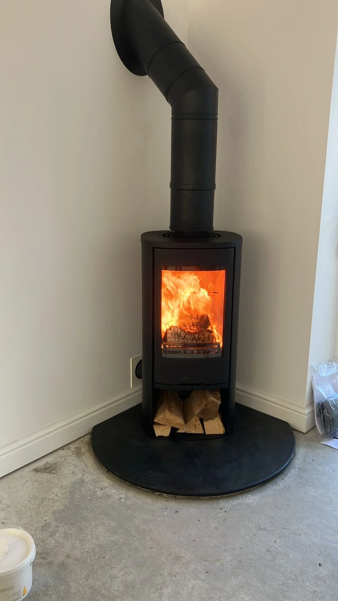 Freestanding Contura Corner woodburner