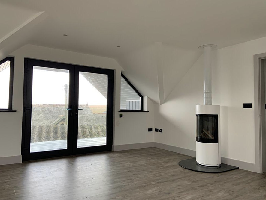 Freestanding Rais fireplace