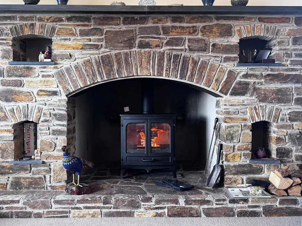 Charnwood Island in a Cornish Slate Fireplace