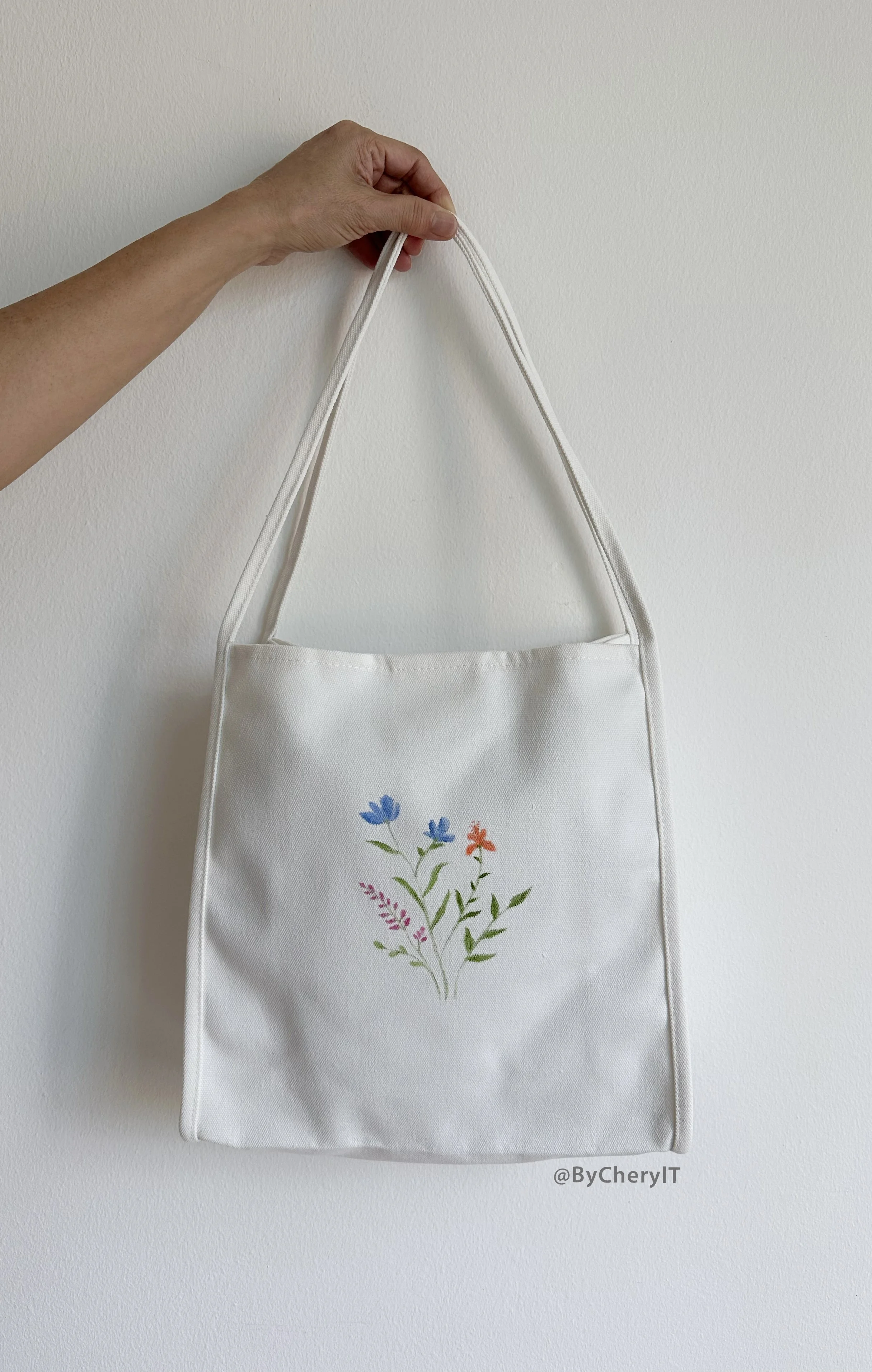 Floral Bag 1 logo.jpg