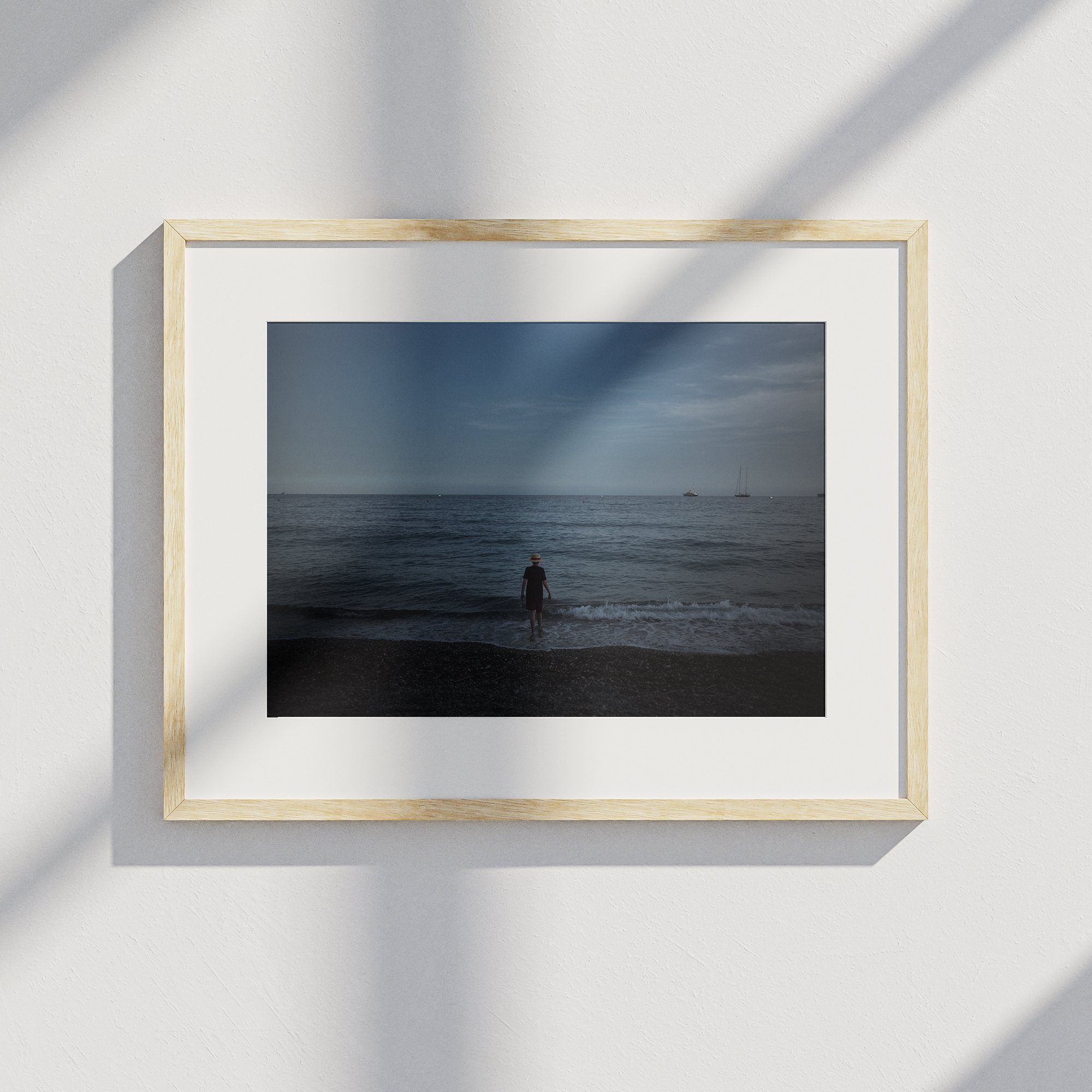 Free_Wooden_Frame_Mockup.jpg