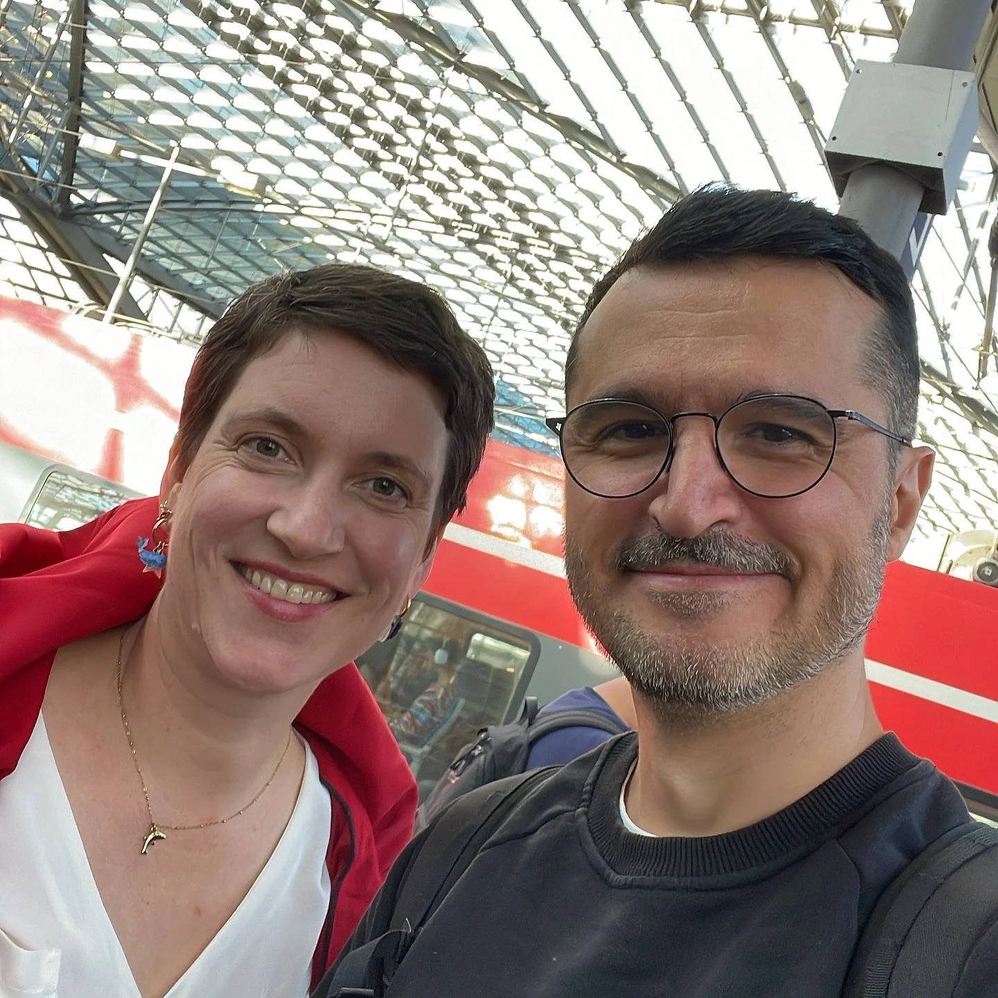 It’s finally happening! We’re headed to @schlingel_filmfestival for the world premiere of THE LAST WHALE SINGER 🥹🐋 Stay tuned for more festival updates ✨🔭