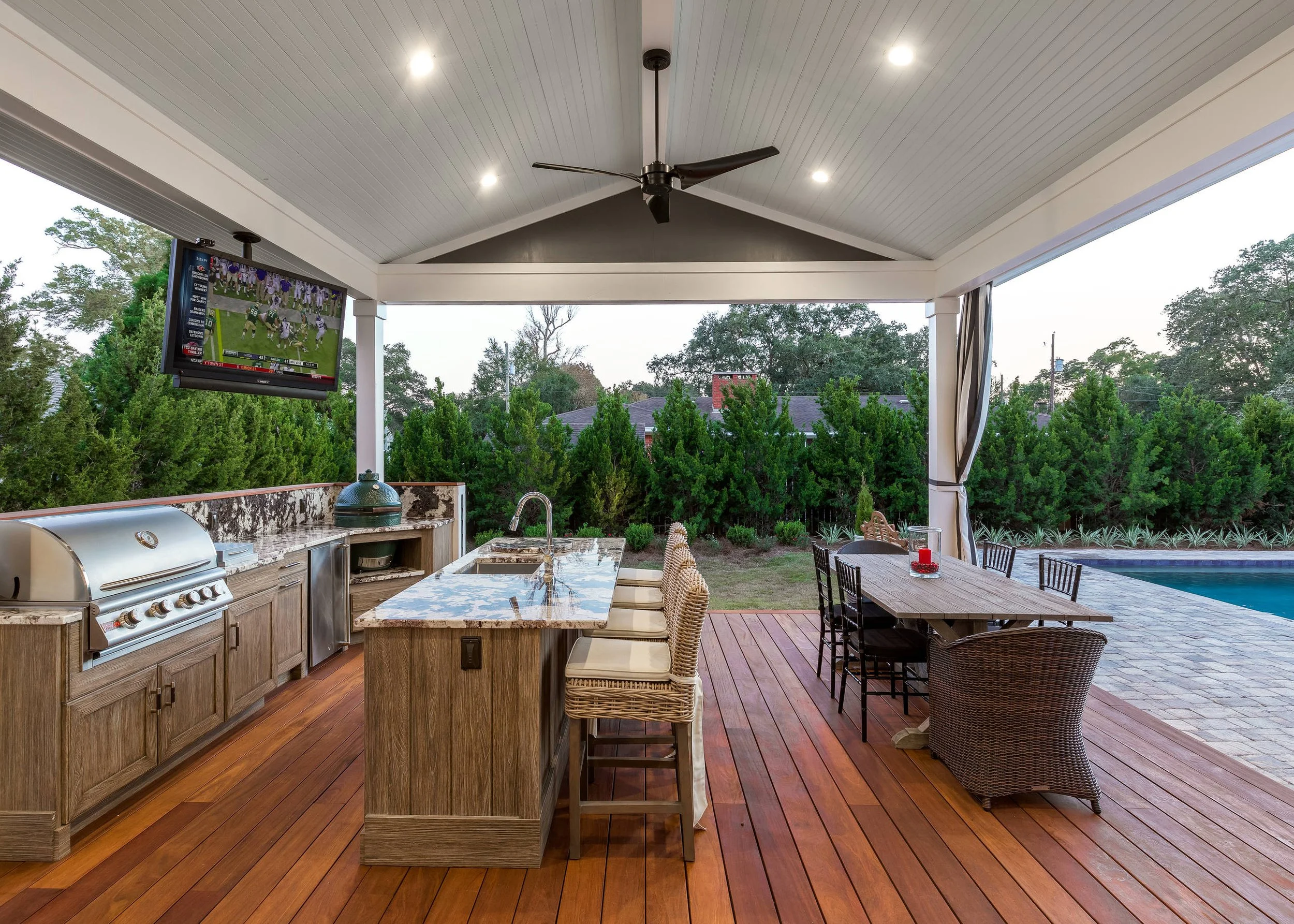 Transform Your Outdoor Space with Brazilian Ipe Hardwood Decking