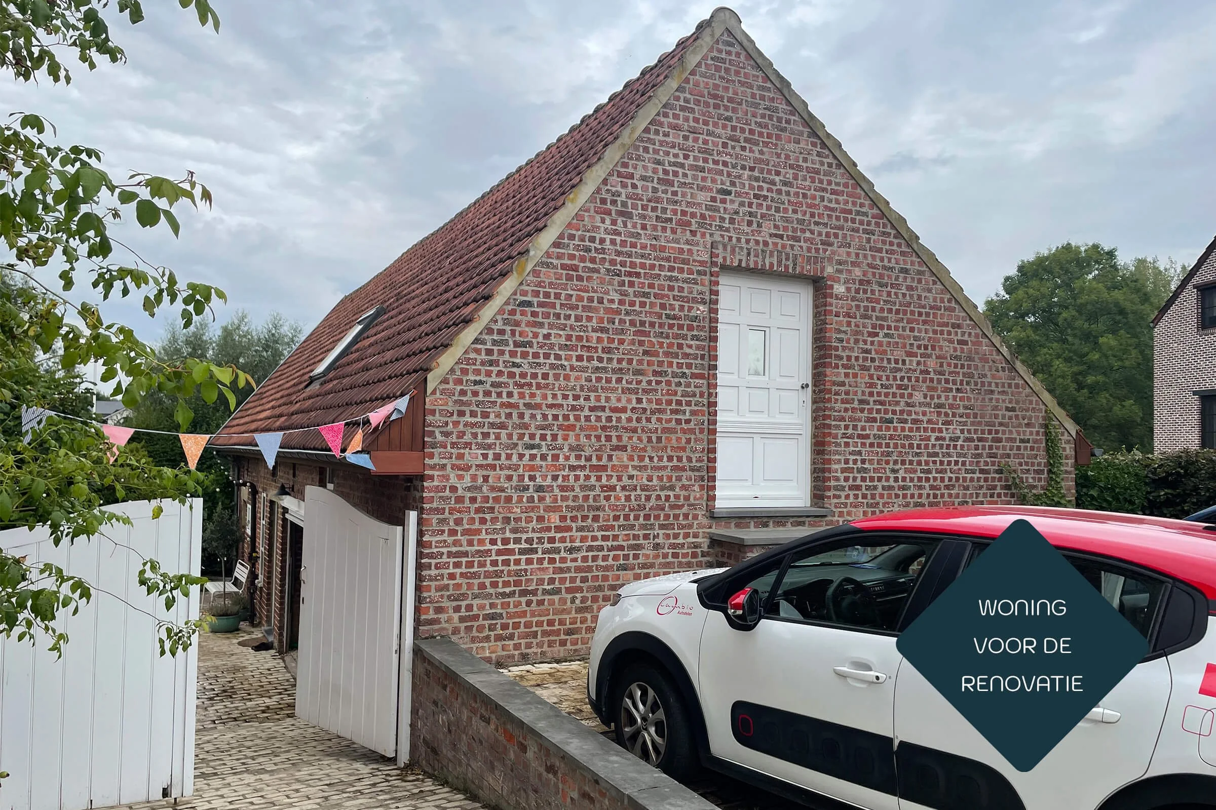 VOG_0009_WONING VOOR DE RENOVATIE 1.jpg