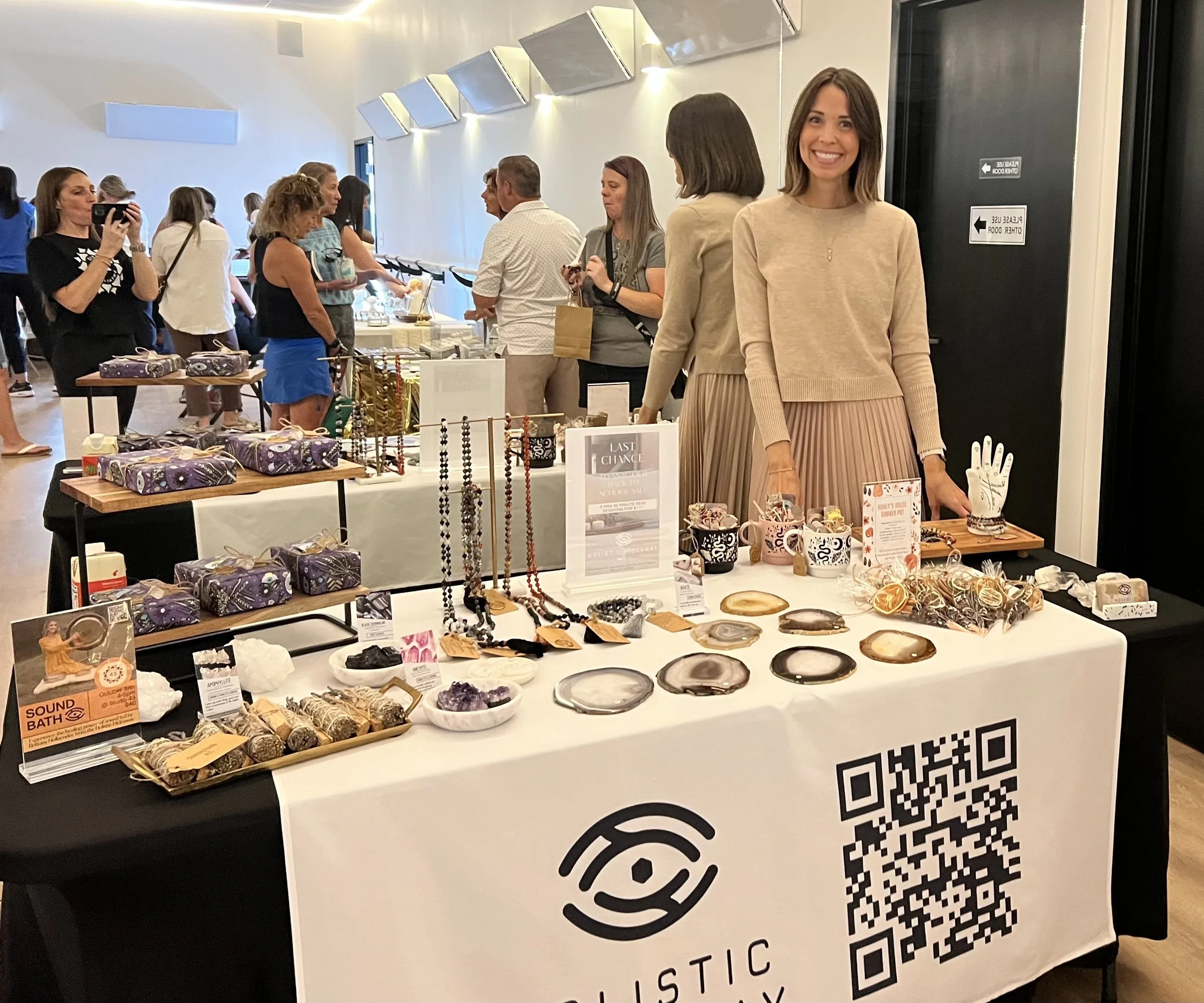 Campbell County Band of Pride Craft Show December 6th from 10am-3pm

& Gem Steady Holiday Trunk Show December 13th from 1-4pm