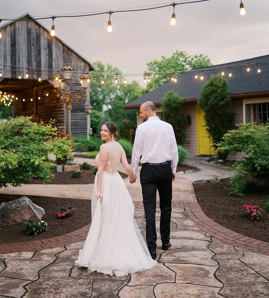 Does Having Your Entire Wedding Weekend at One Venue Make Planning Easier?