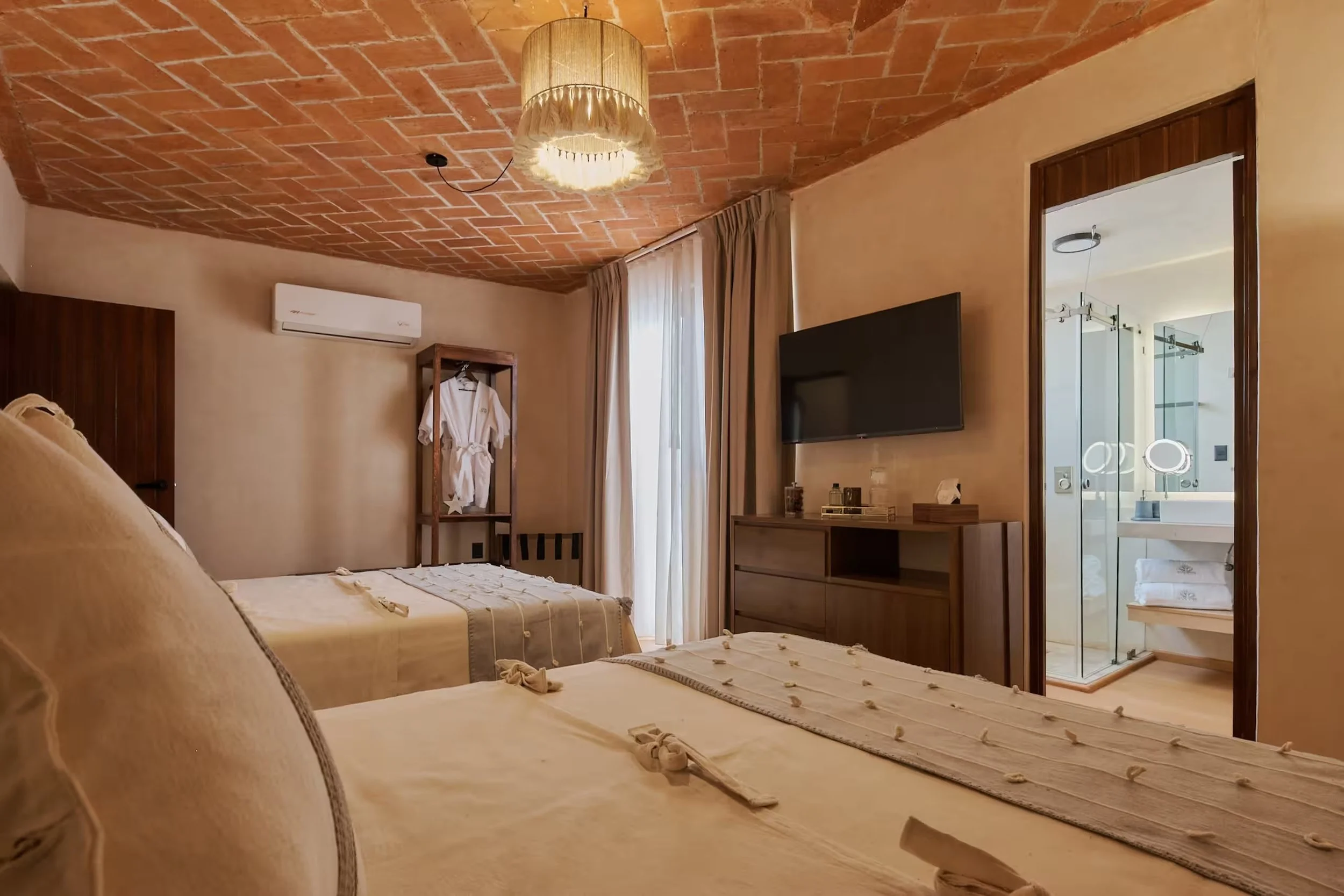 Oaxaca-Retreat-Bedroom-1.jpg