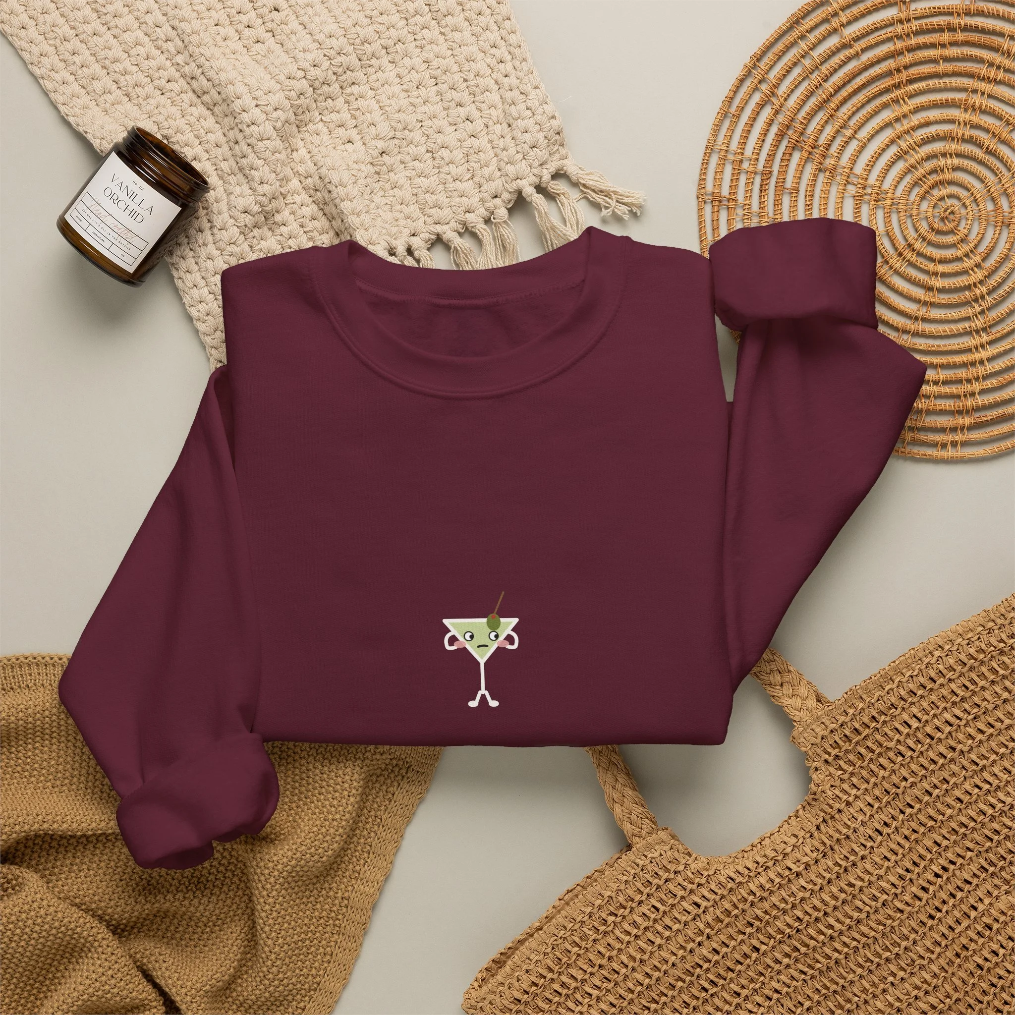 a little dirty. crewneck sweatshirt in Maroon, detail view