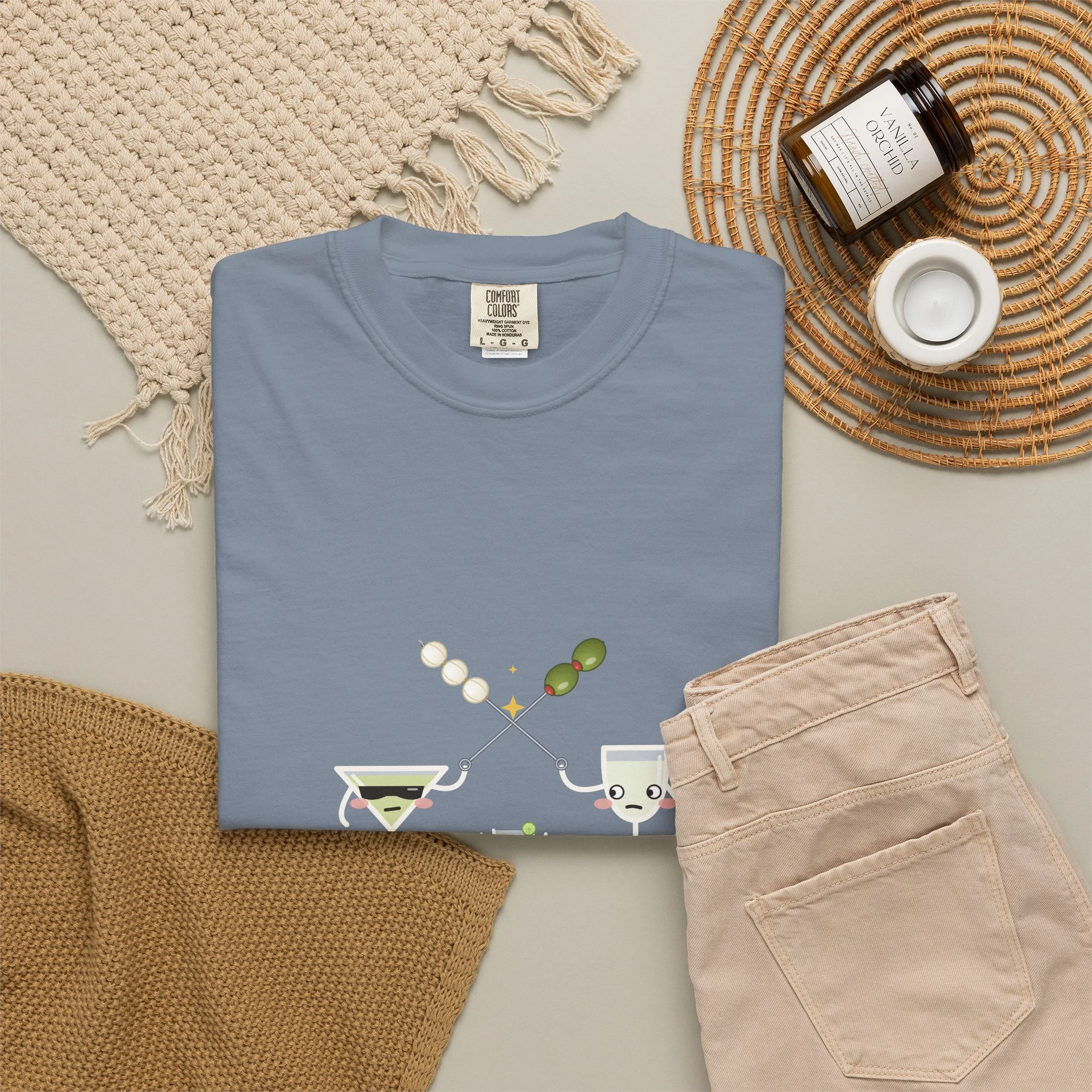 The Garnish War tee in Blue Jean, detail view