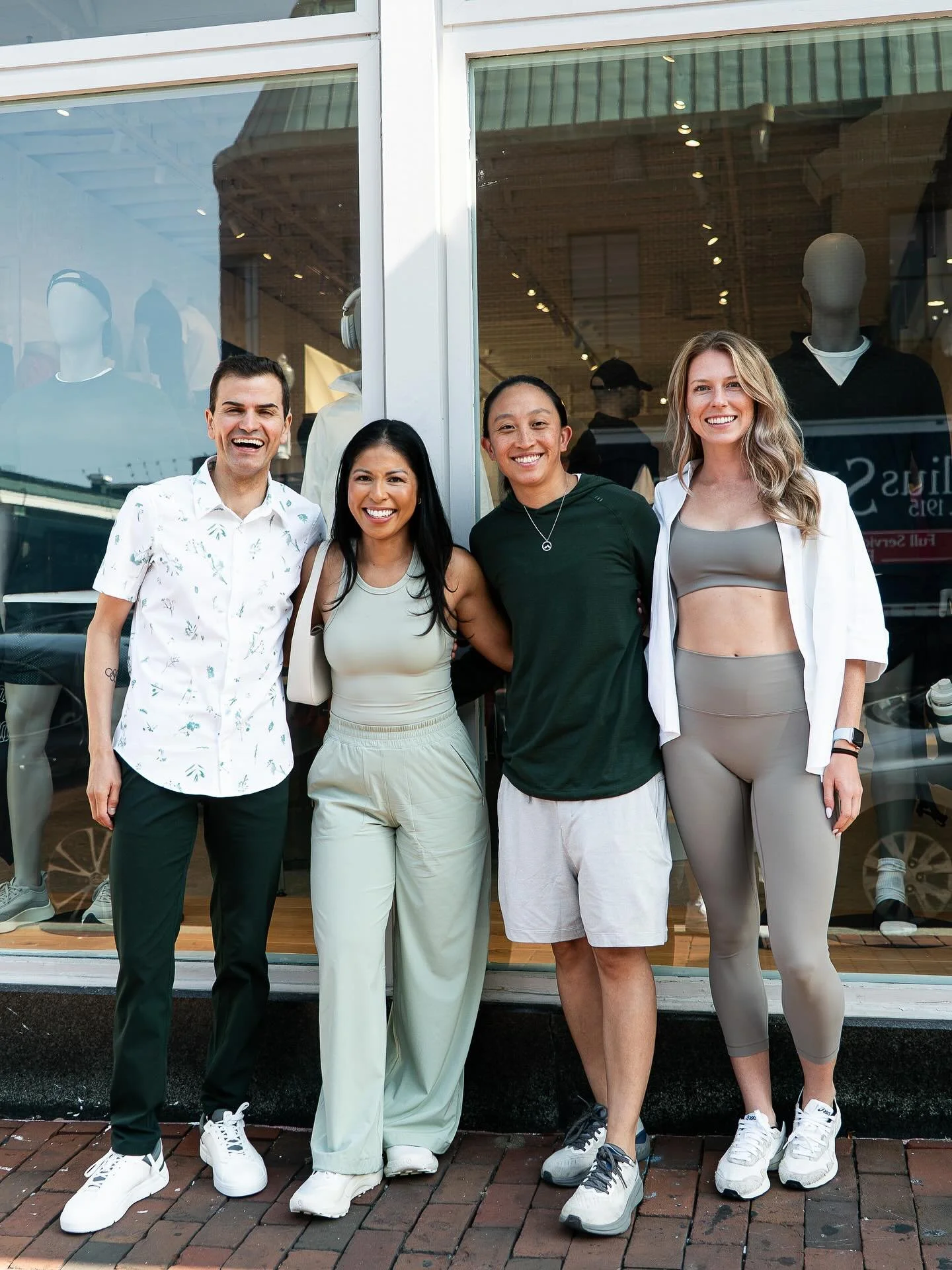 In the thick of marathon training, we&rsquo;re still riding the high from last week&rsquo;s Marathon Ready panel 🏃&zwj;♀️💥

Huge thanks to @brittnihsu12, @mollyapplegate95, and @run_with_mo for sharing their expertise on fueling, training, and prep