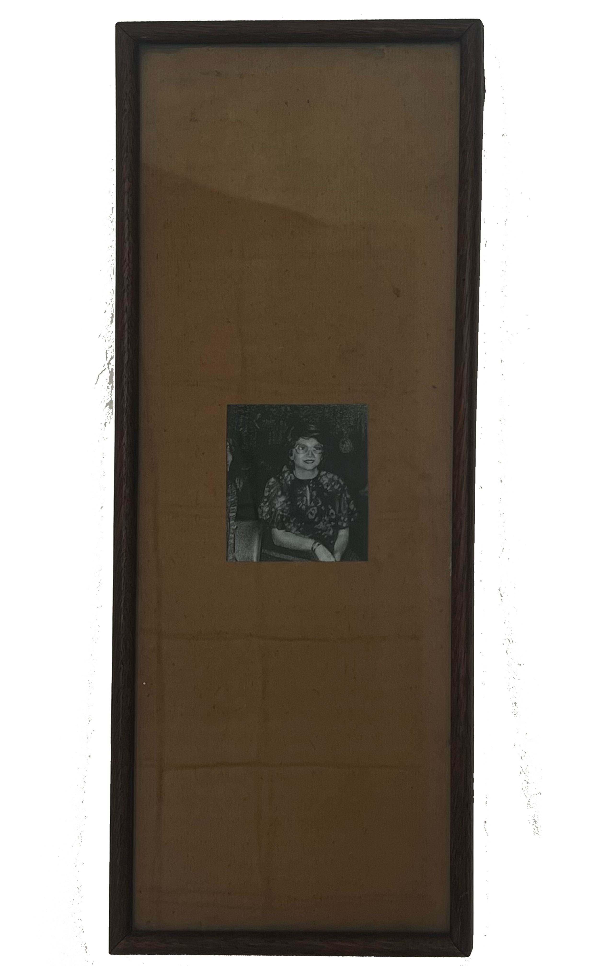 Tania Pourashraf 
Azar, 2024 
Pencil on paper, framed 
42 x 17 cm   
POA