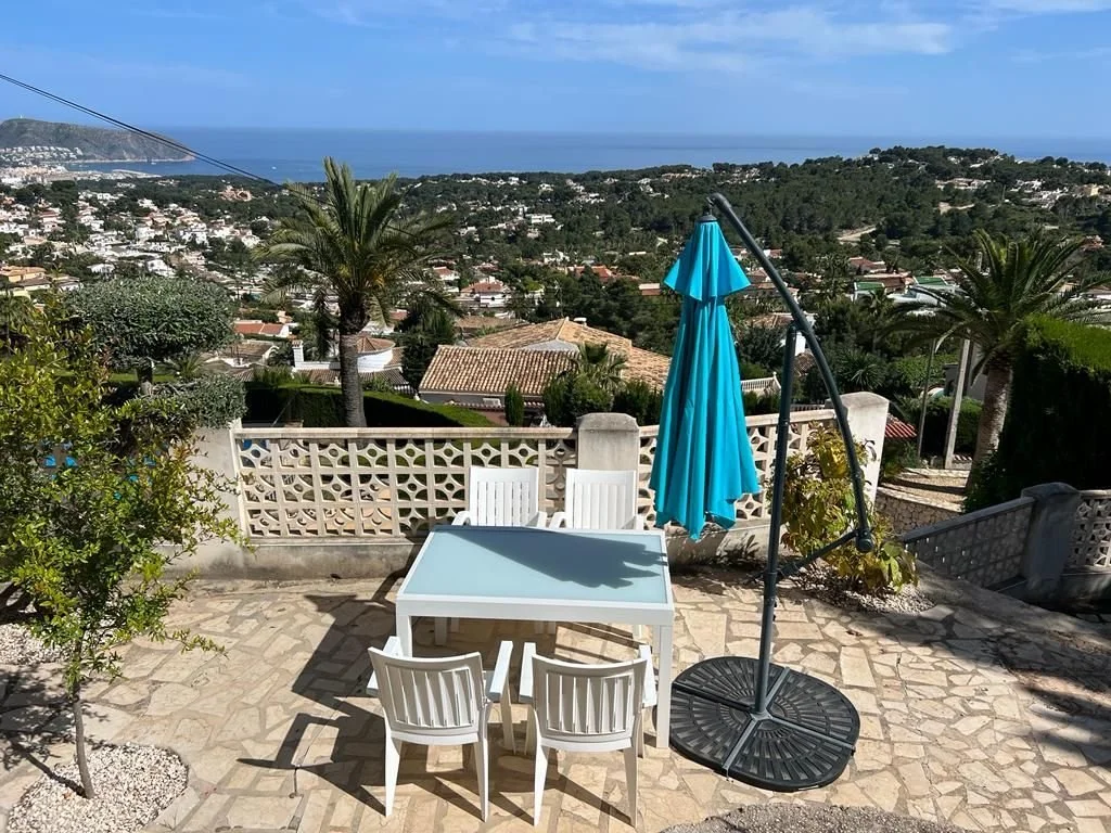 Maison Mitoyenne à MORAIRA