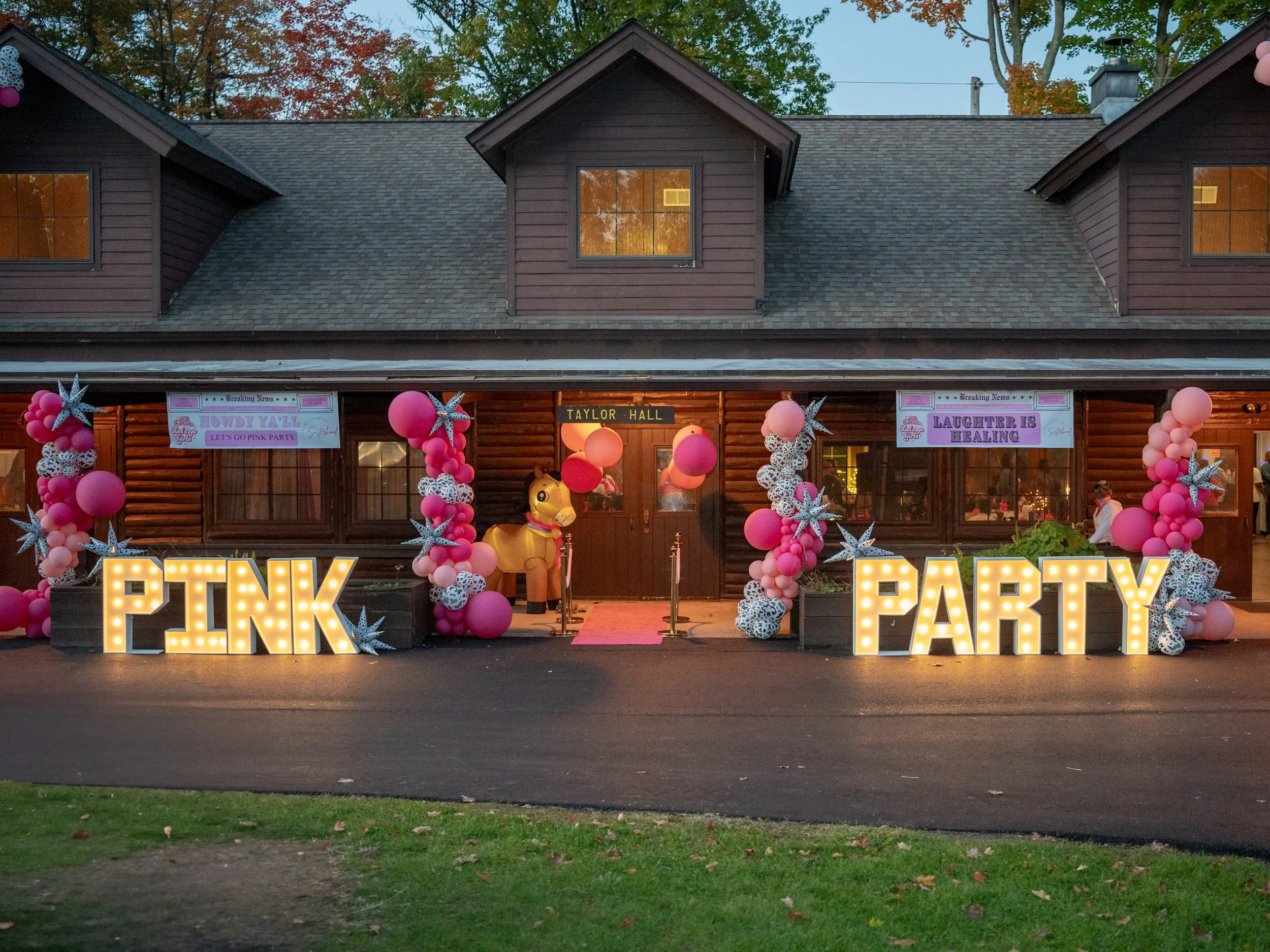 decor front.jpg