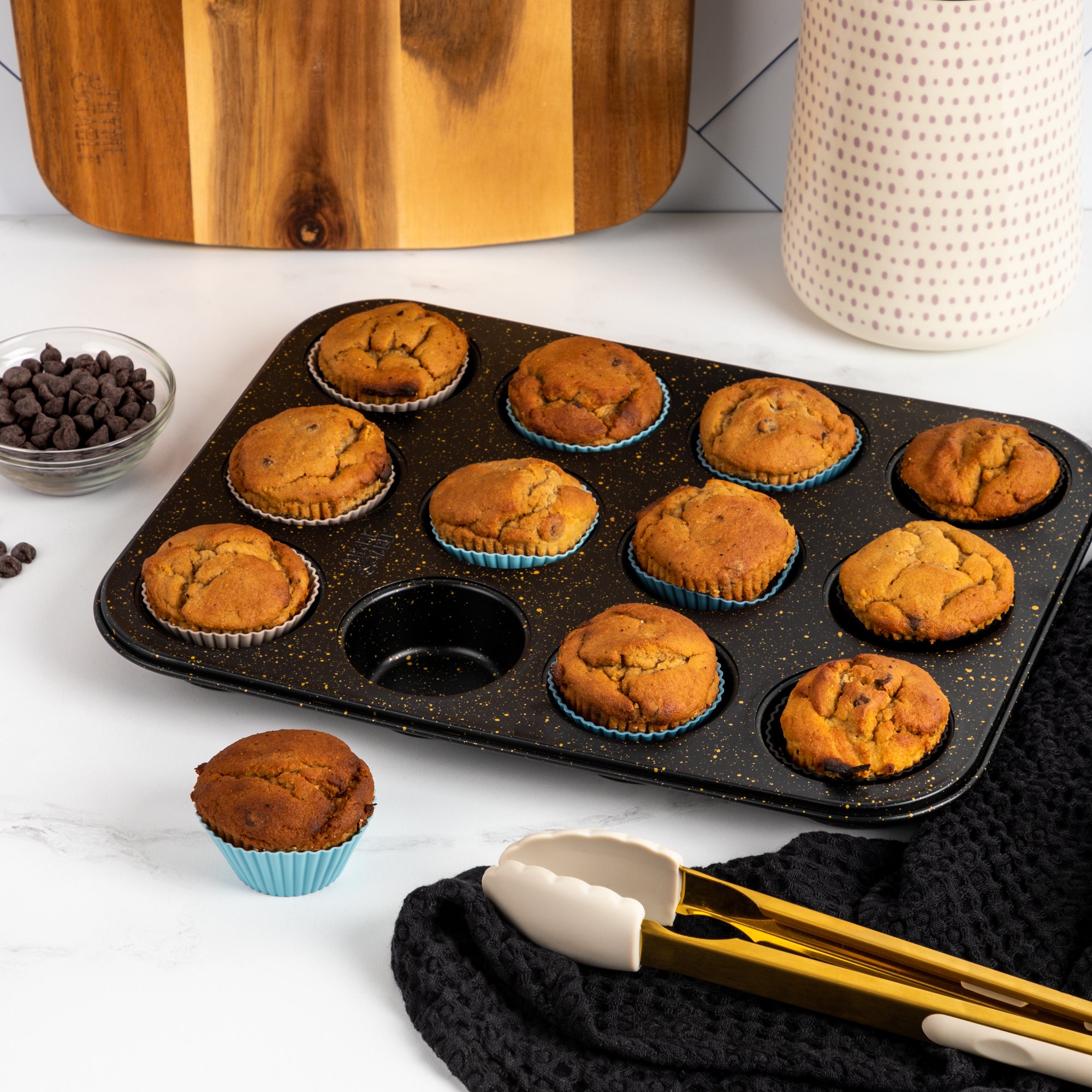 muffin tin.jpeg