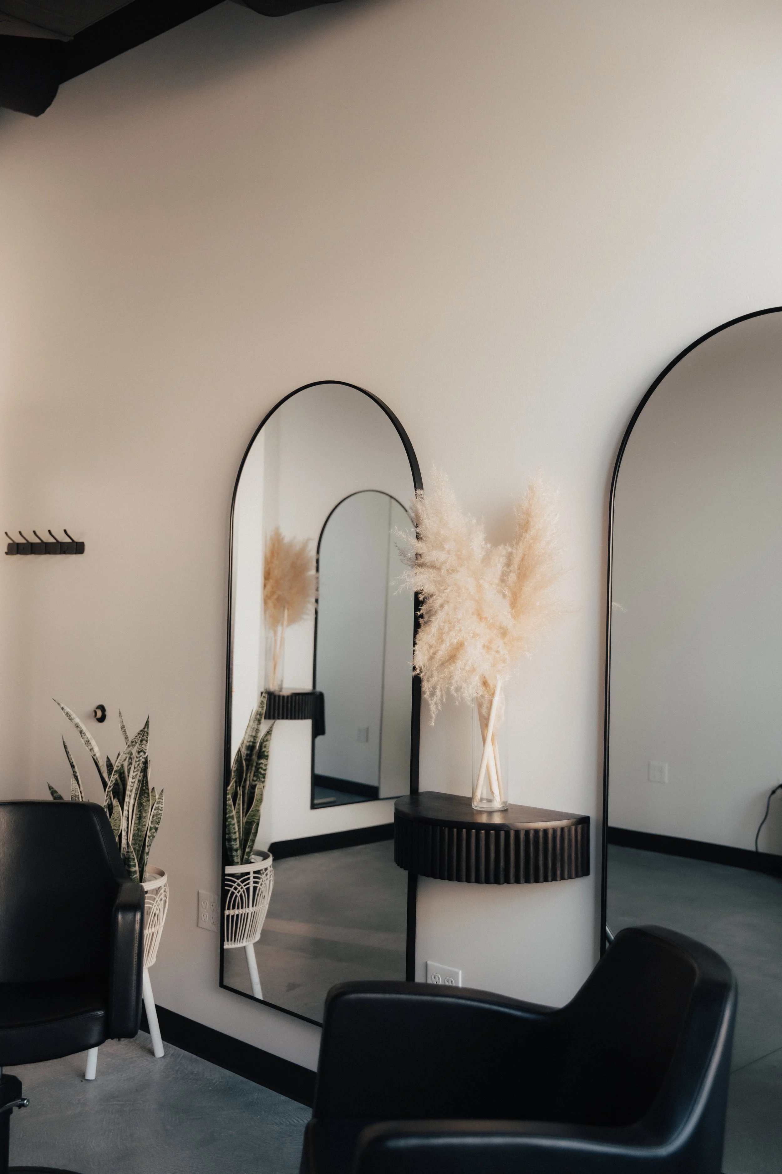 Lived-in hair color services in Boise designed for seamless grow-out, dimensional blondes and brunettes, and low-maintenance color that looks natural between appointments.