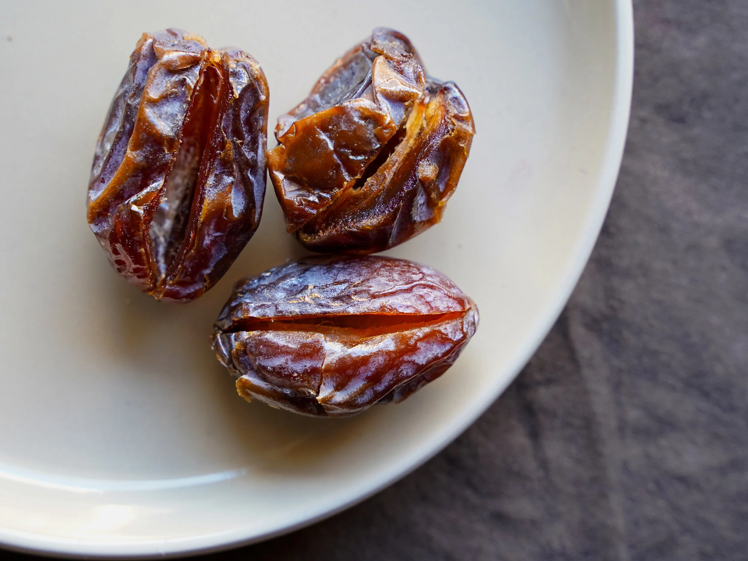 Backen mit Datteln statt Zucker: So klappt es.