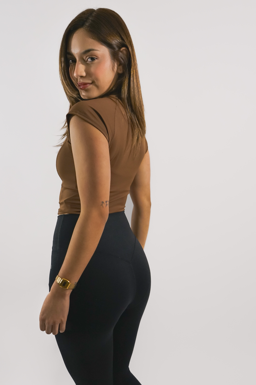 Facetune_05-01-2025-18-14-03 Large.png
