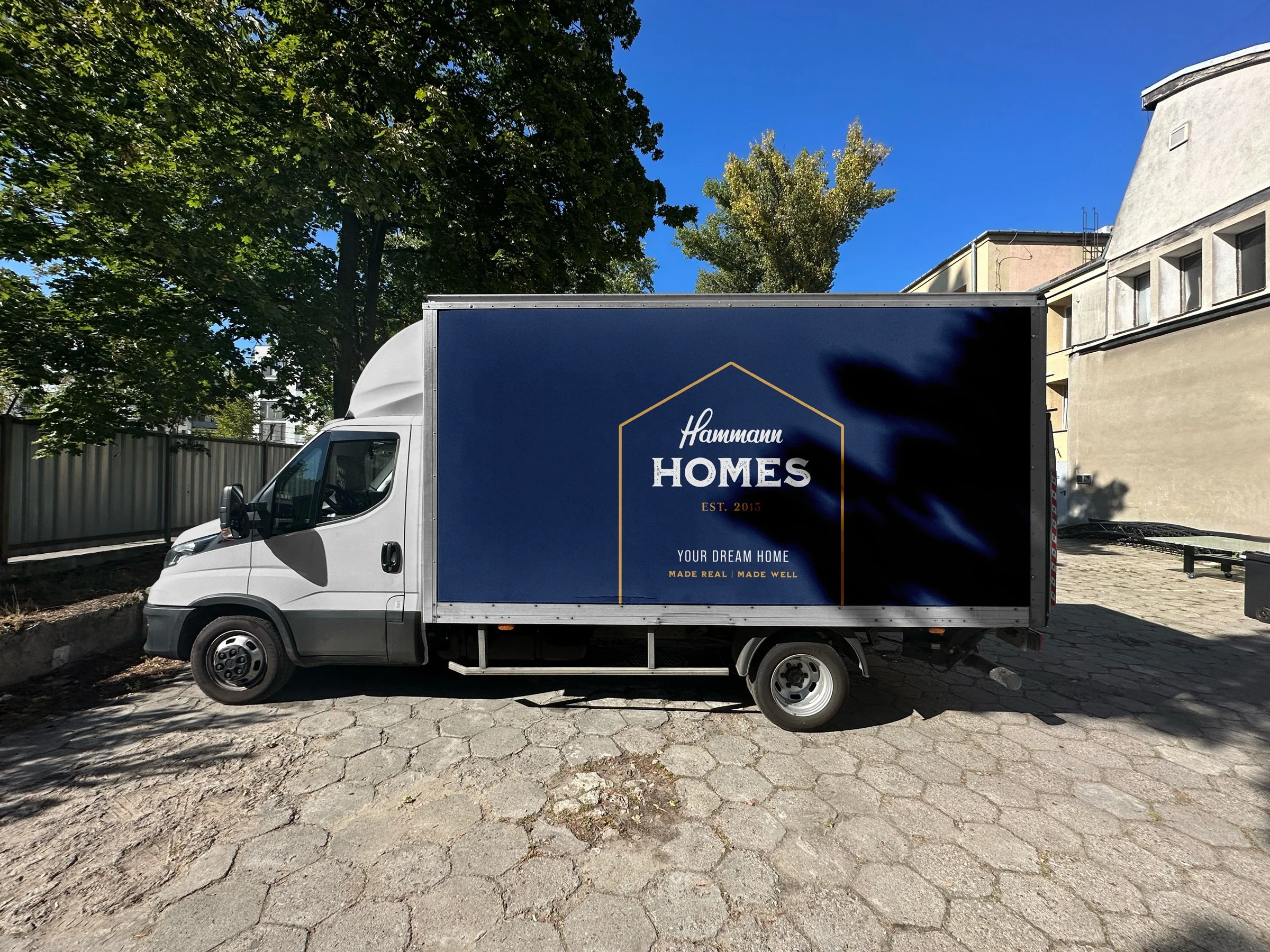 HH_FreeBoxTruckMockup.jpg