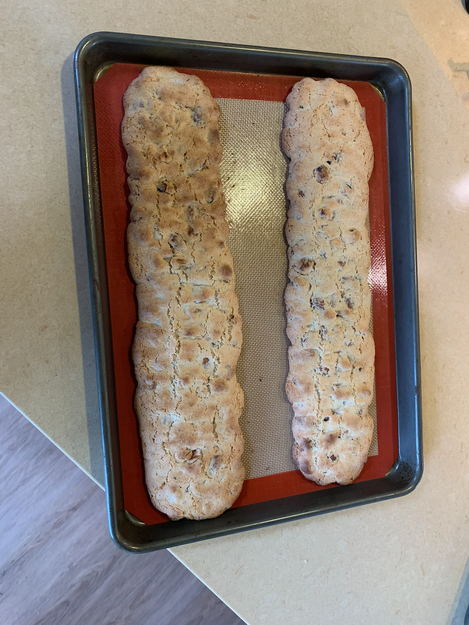 Quaresimali. After baking...I don't have a shot of the finished, sliced, baked product.