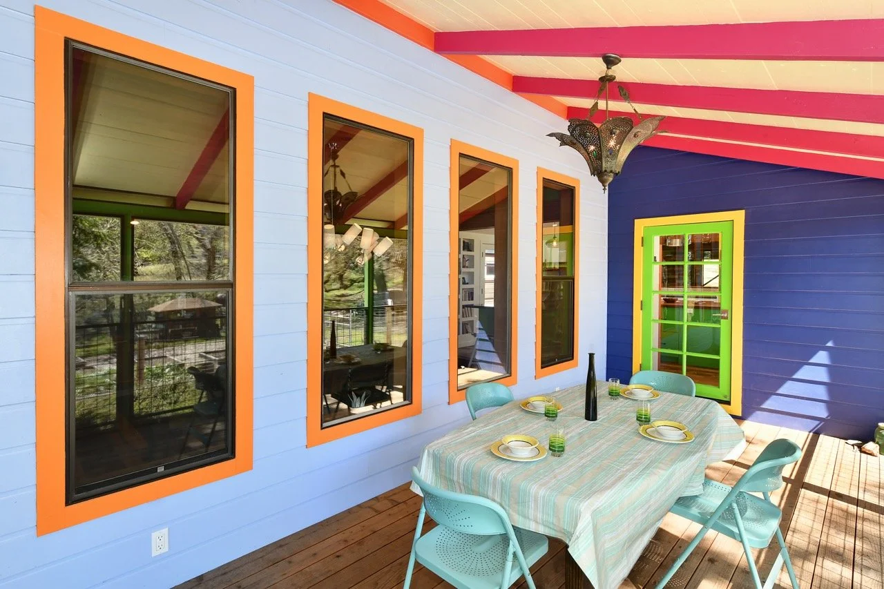 Screened in porch...