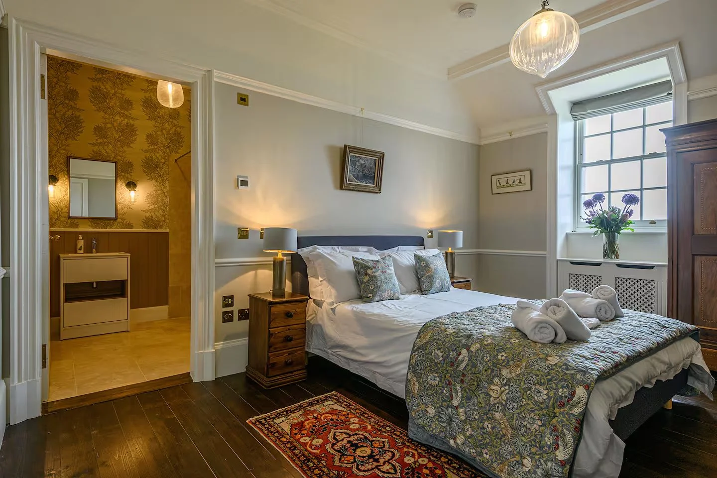 4fc52c21-c5e1-44a5-8ed3-51970d388523 copy.jpg