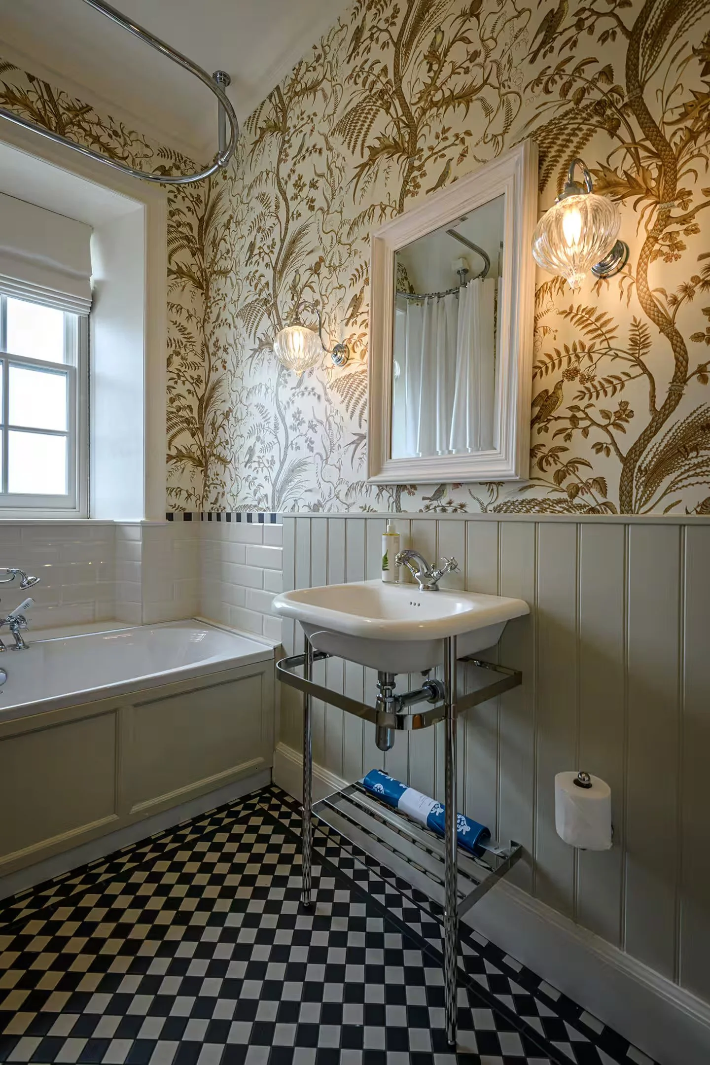 da5e1eab-174d-4922-a2c2-158916c5c9e0 copy.jpg