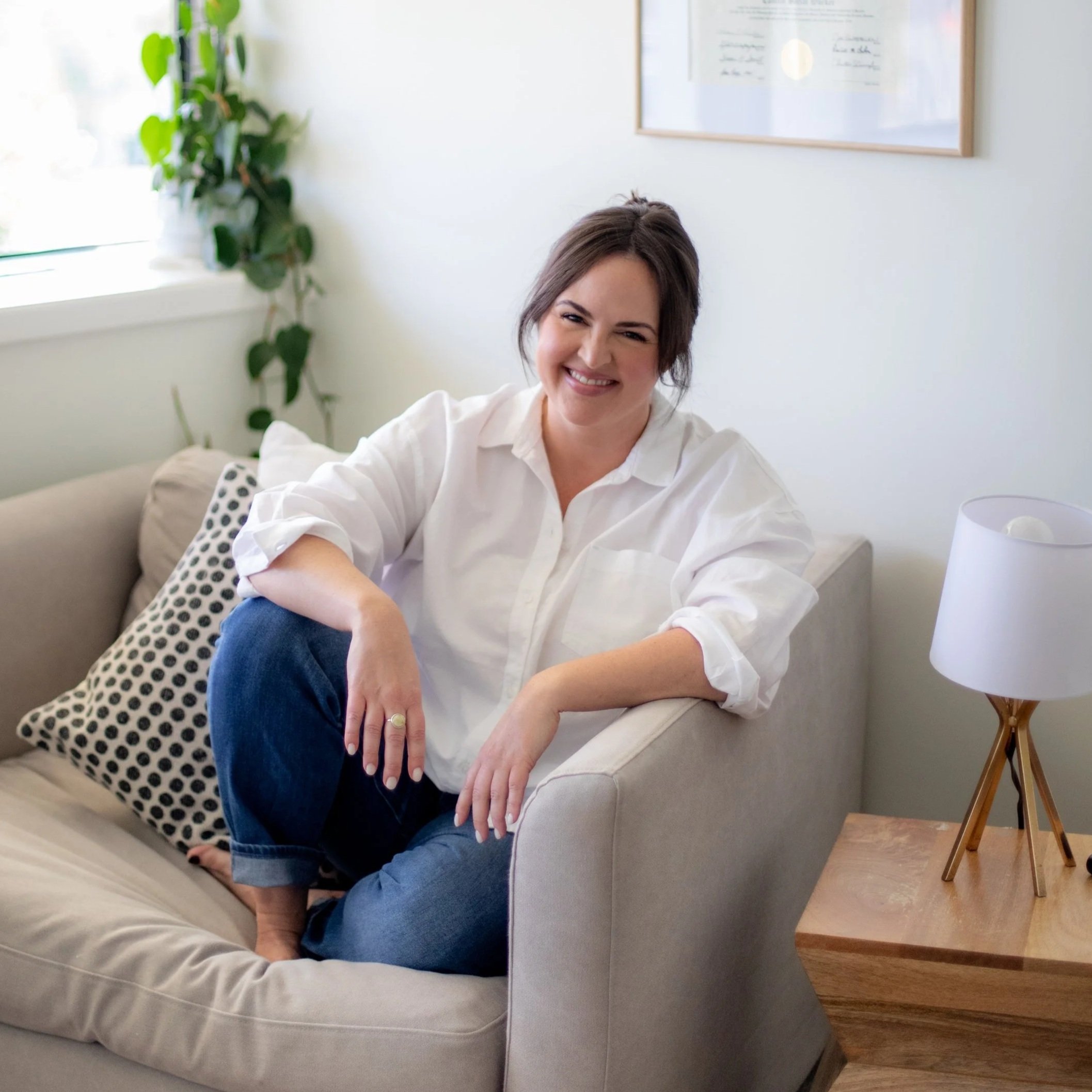 Stevie Olson-Spiegel is a trauma-informed Somatic therapist in Kansas City specializing in somatic experiencing, emdr, intuitive eating, trauma touch therapy, and talk therapy.