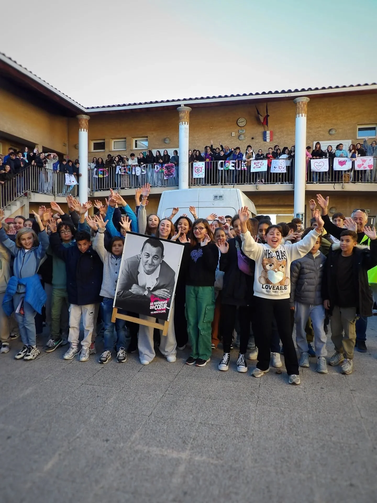 Une journ&eacute;e de solidarit&eacute;, de partage et d&rsquo;unit&eacute; au coll&egrave;ge Sainte Elisabeth ! 🤝
&nbsp;
❤️ La f&ecirc;te de Sainte Elisabeth a d&eacute;but&eacute;, cette ann&eacute;e, par un magnifique&nbsp;temps de solidarit&eacu
