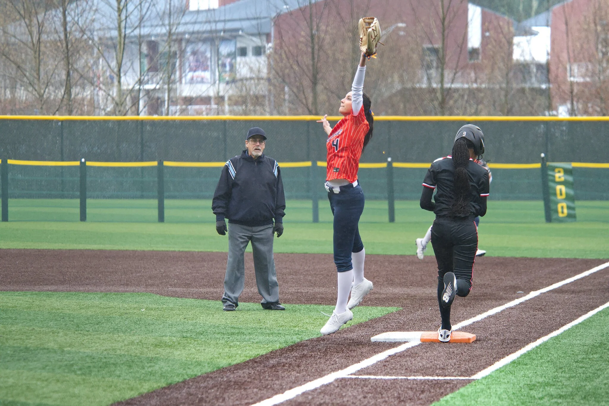2026-03-19-SeattleAcademy-at-ECHS-Softball-0026.jpg
