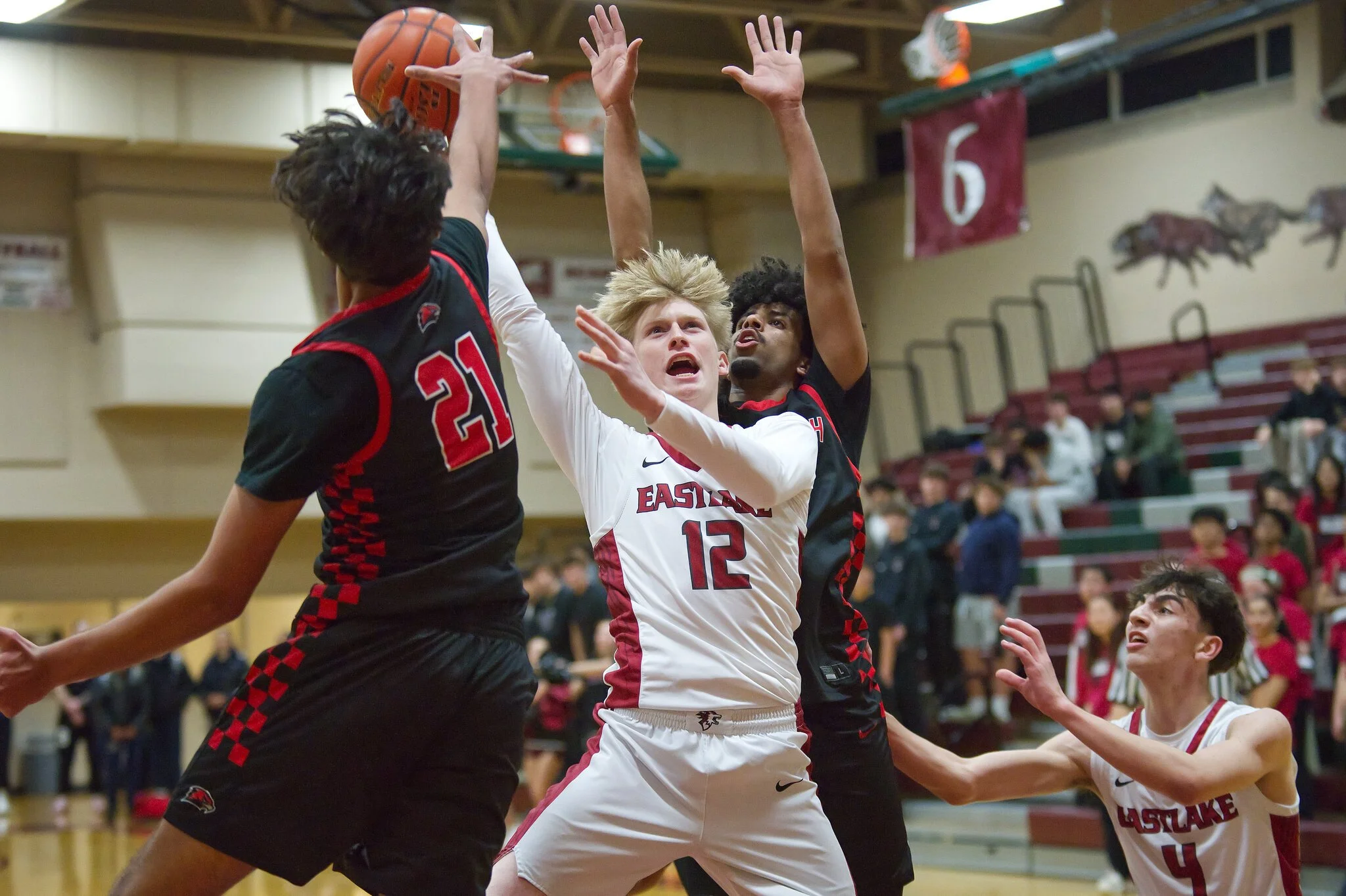 2026-01-16-Sammamish-at-Eastlake-Boys-Basketball-0025.jpg