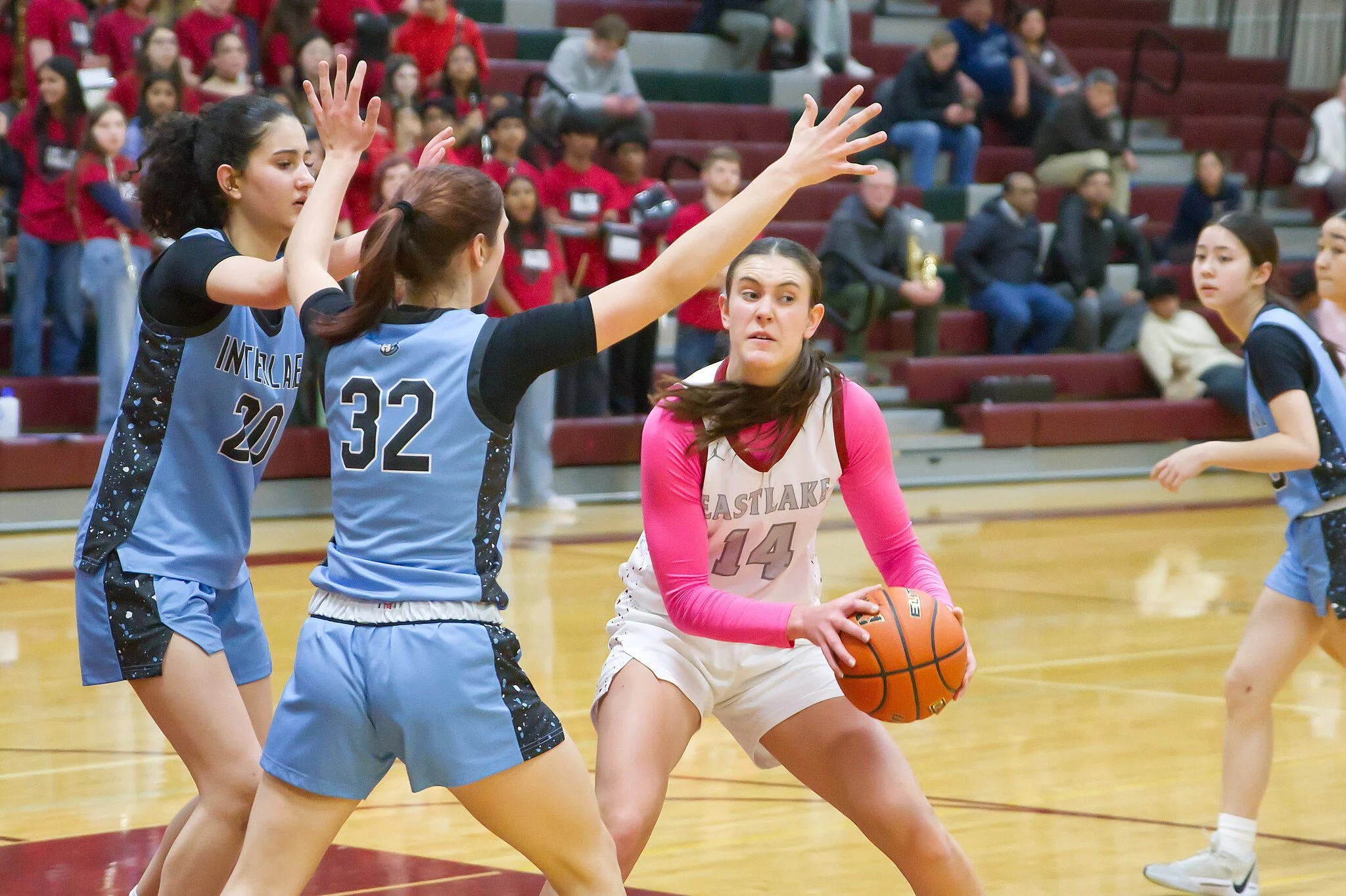 2026-01-23-Interlake-at-Eastlake-Girls-Basketball-0009.jpg