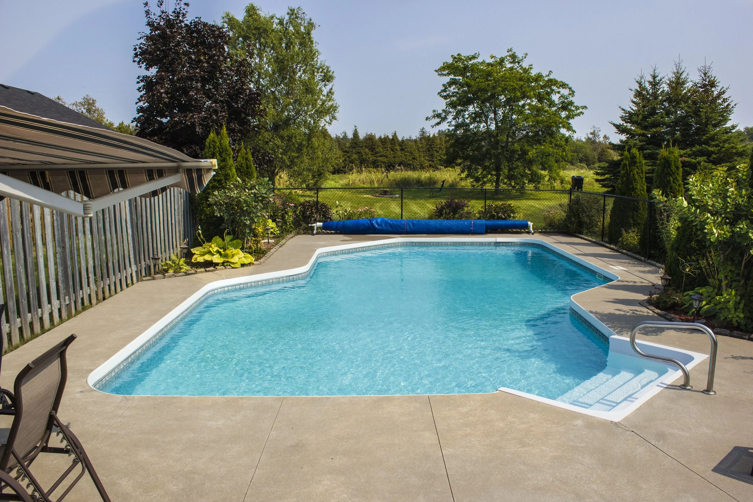 pool.jpg