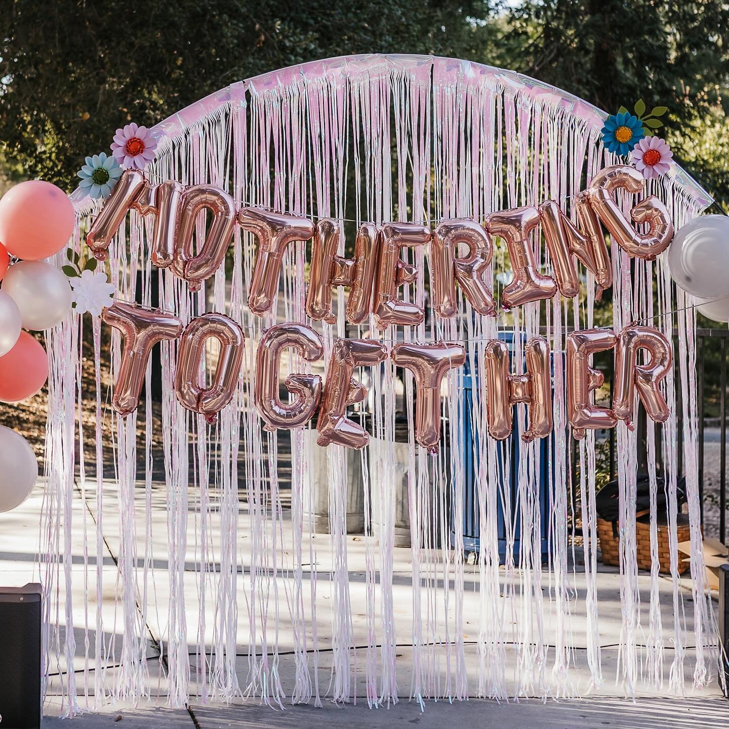 Mothering Together is officially kicked off 🎉 Mamas stay tuned for upcoming events! Thanks to @game.set.party for the yummy snack cones and @abigailalanis_photography for capturing the event!