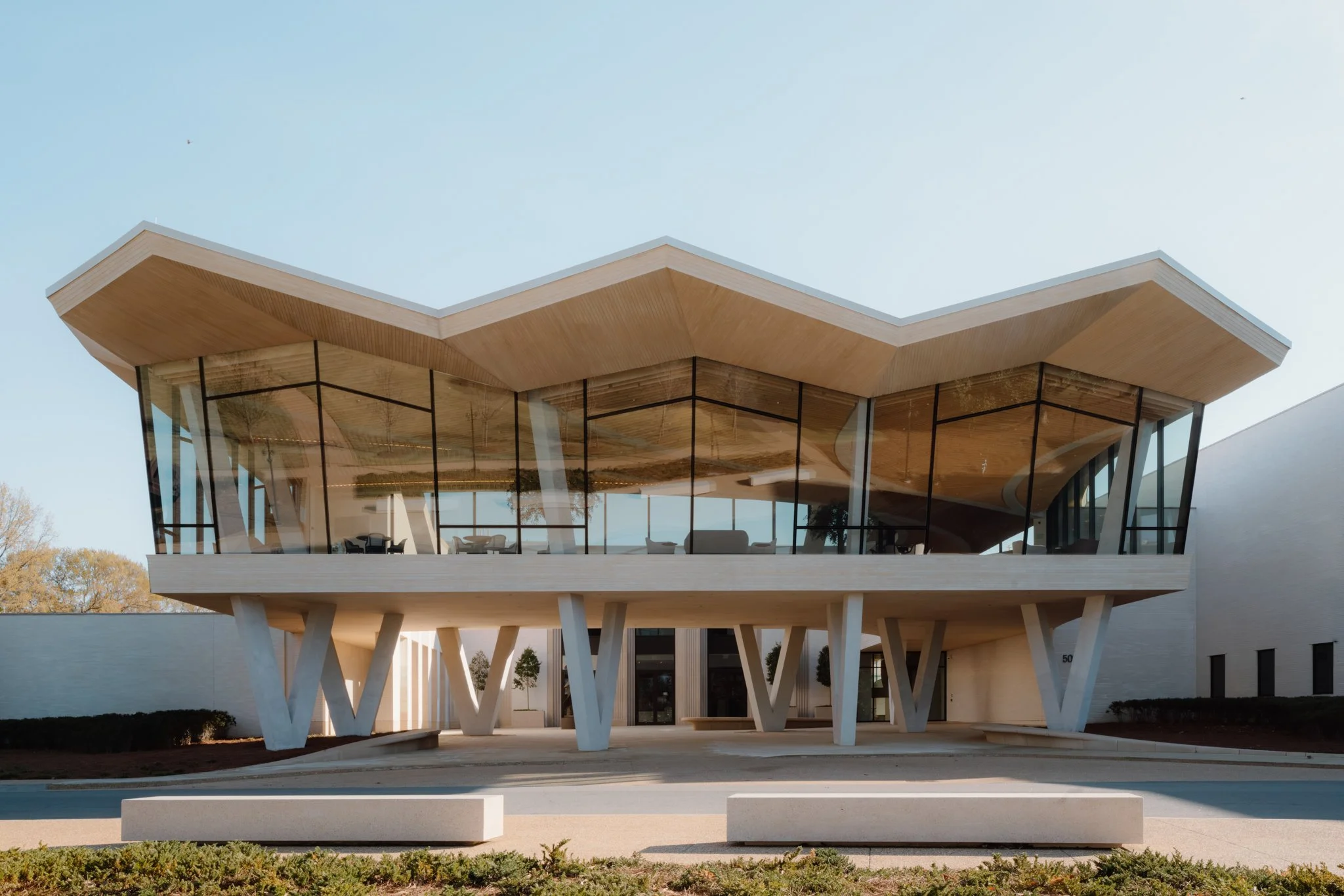 The front of the Arkansas Museum of Fine Arts in Little Rock captured by David Linn