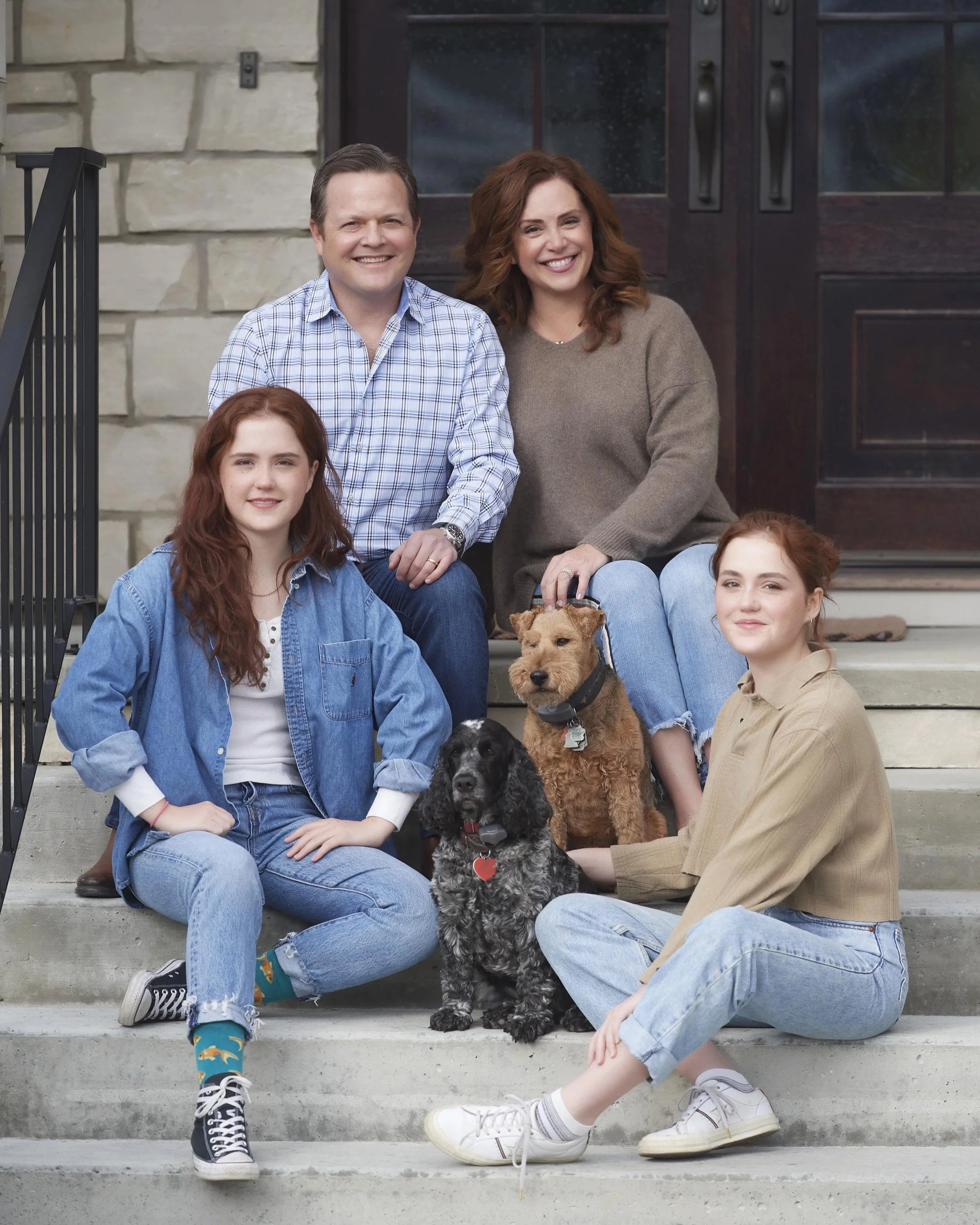 Capturing Connection: Tips for a Stunning Family Portrait Photoshoot in Calgary