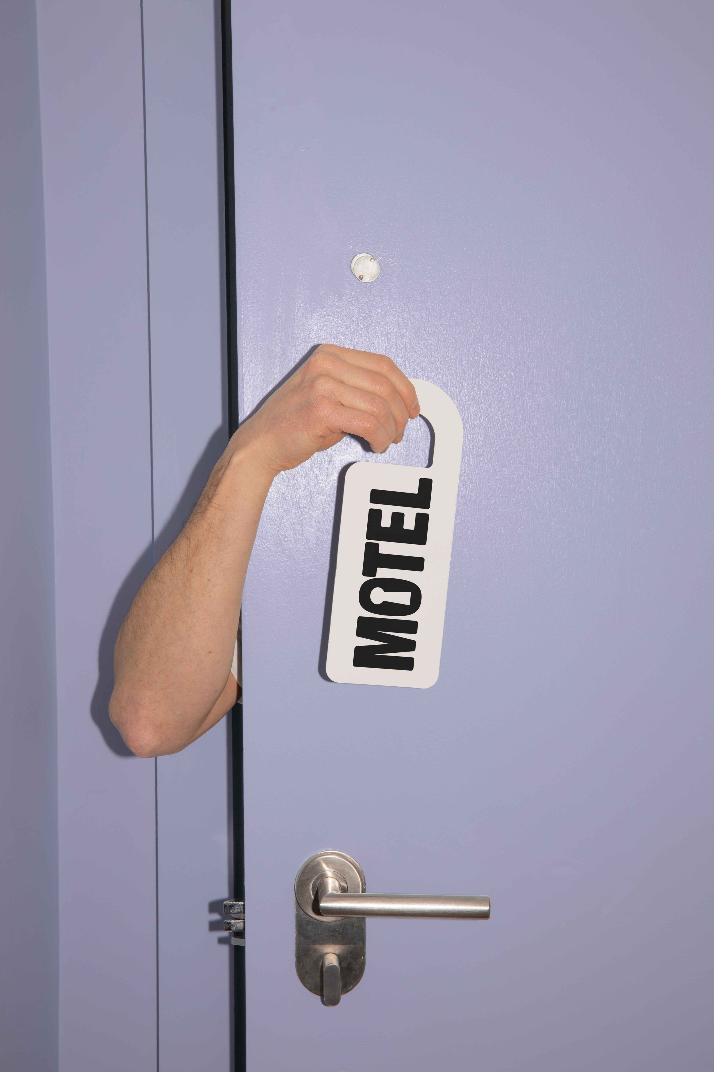 FORMAT_MOTEL_DOORHANGER_02d.jpg