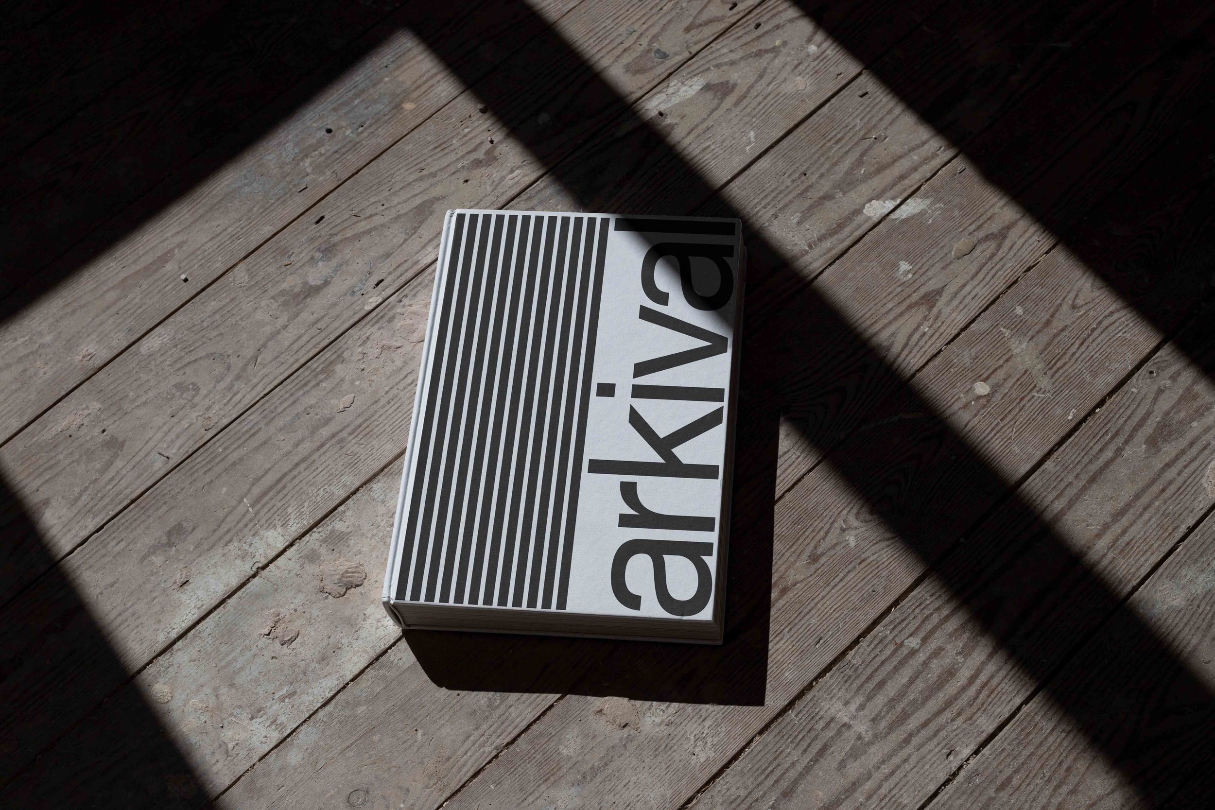 ARKIVAL_RECTANGLE_BOOK_V2_03_1.jpg
