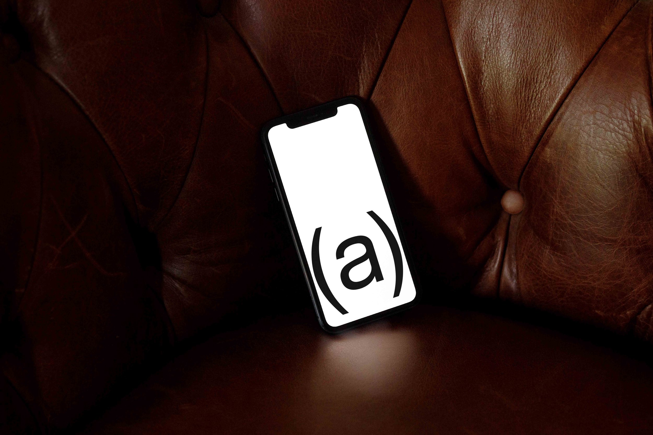 ARKIVAL_B3_IPHONE_04_1.jpg