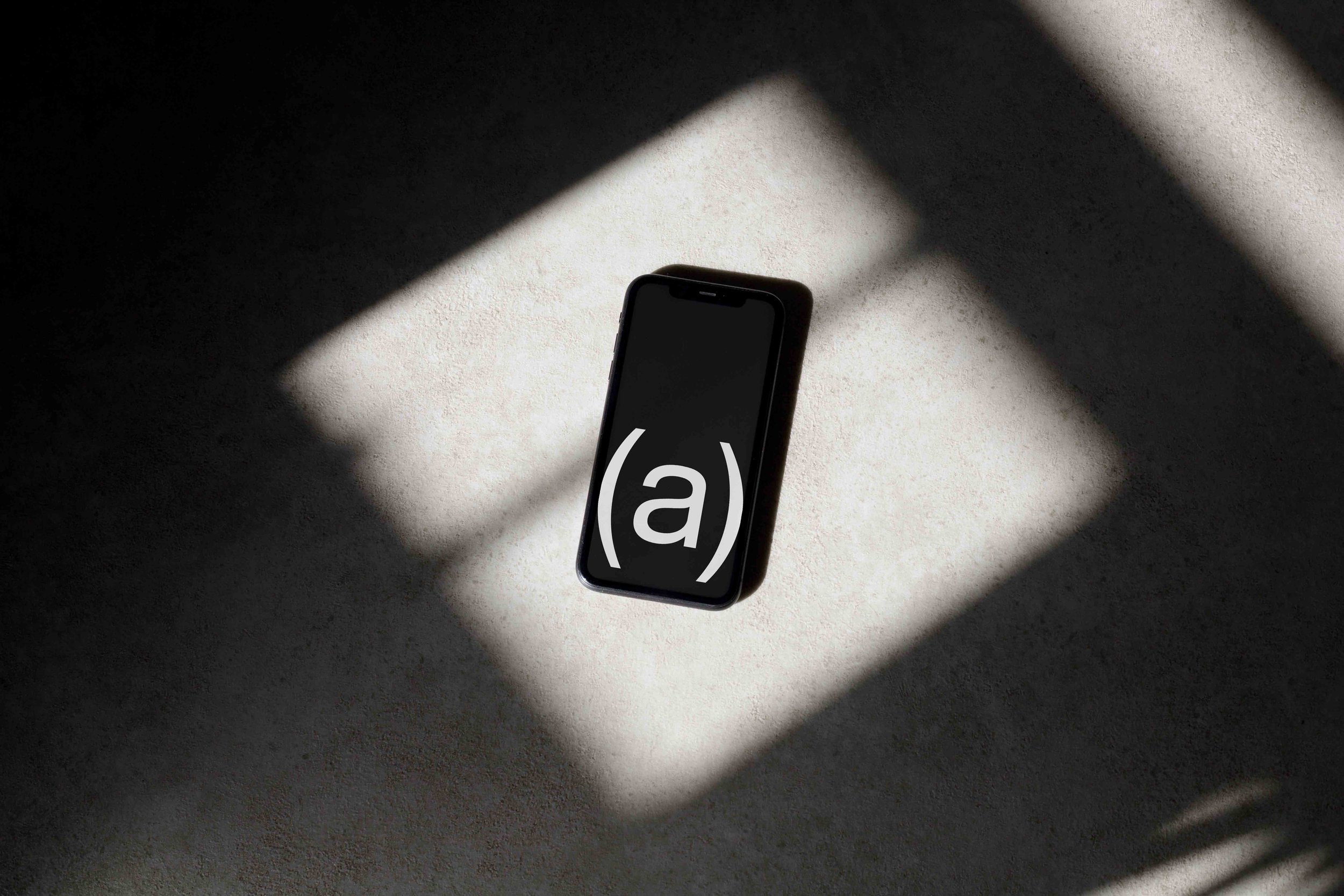 ARKIVAL_B3_IPHONE_05.jpg