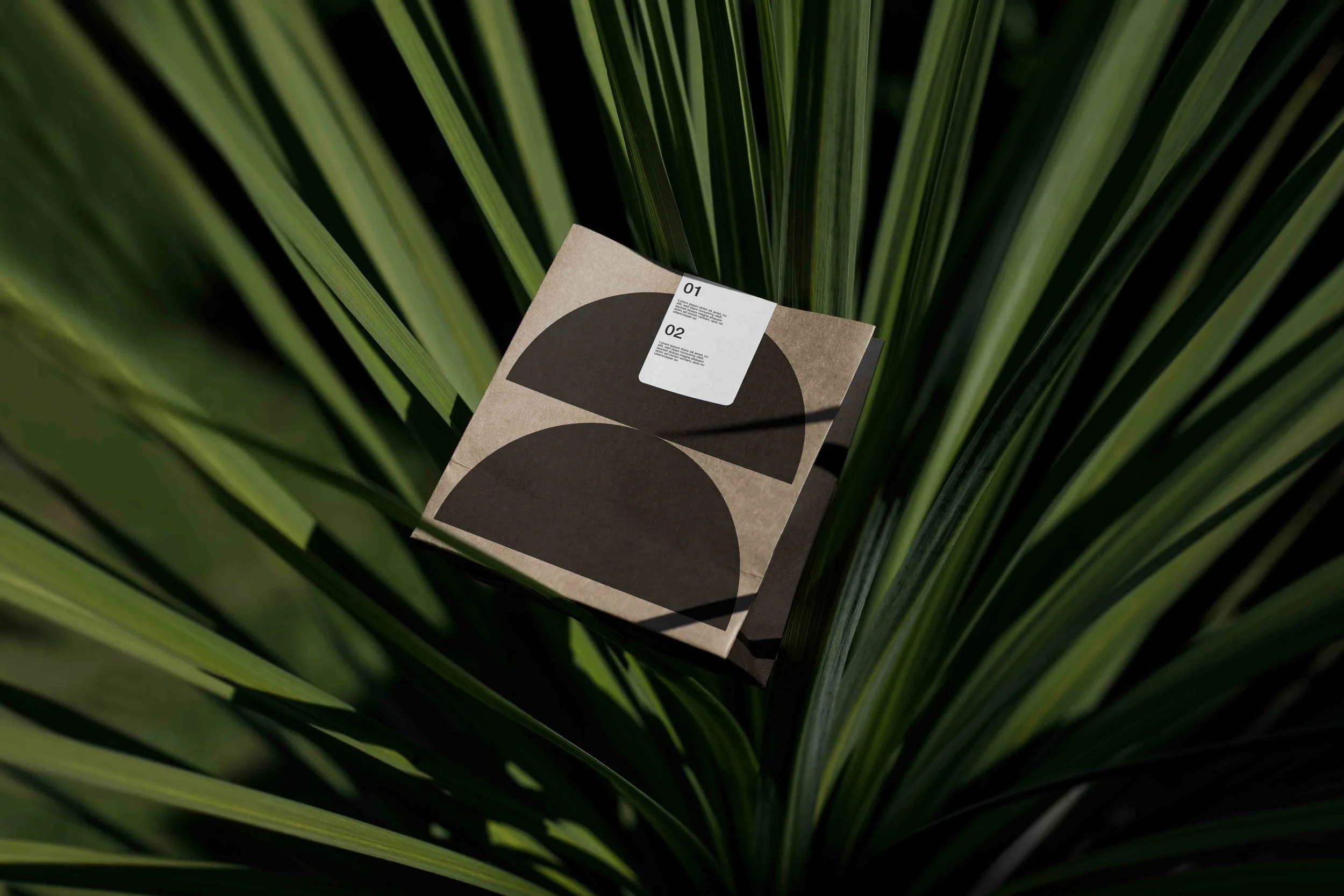 ARKIVAL_EDEN_ECO_POUCH_02.jpg