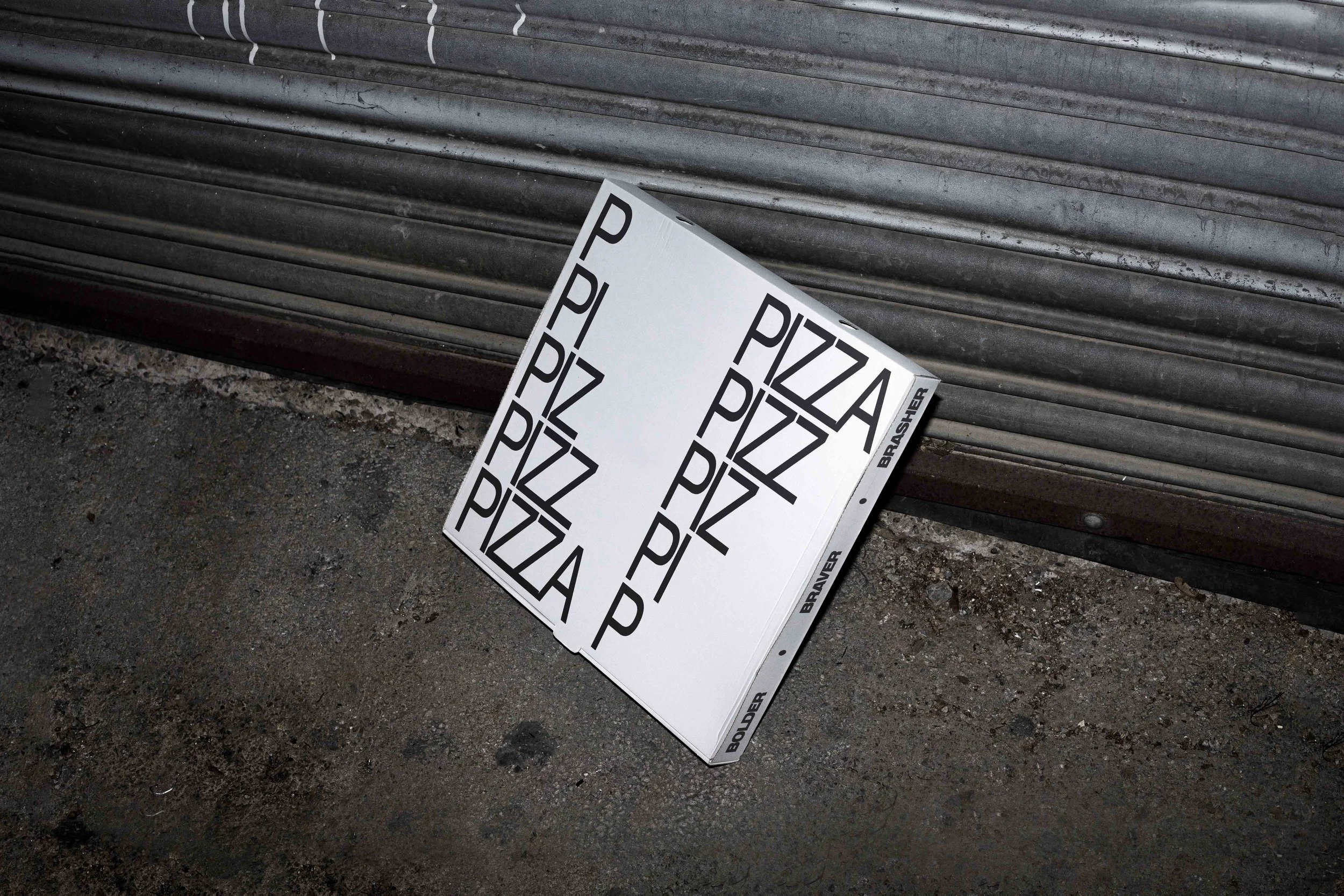 ARKIVAL_BRASH_PIZZA_BOX_01.jpg