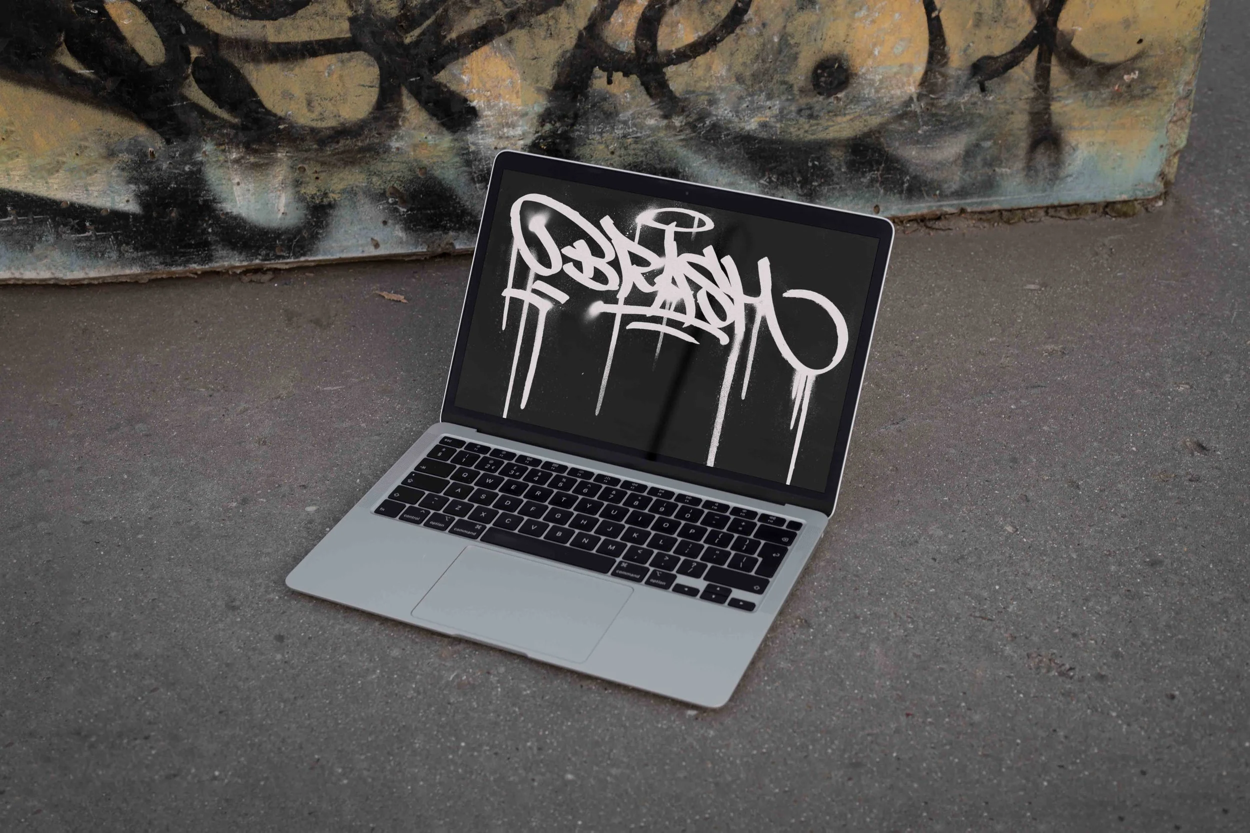 ARKIVAL_BRASH_MACBOOK_01.jpg