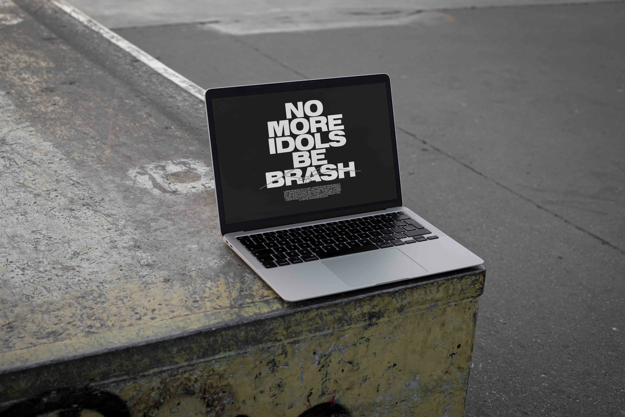 ARKIVAL_BRASH_MACBOOK_03.jpg
