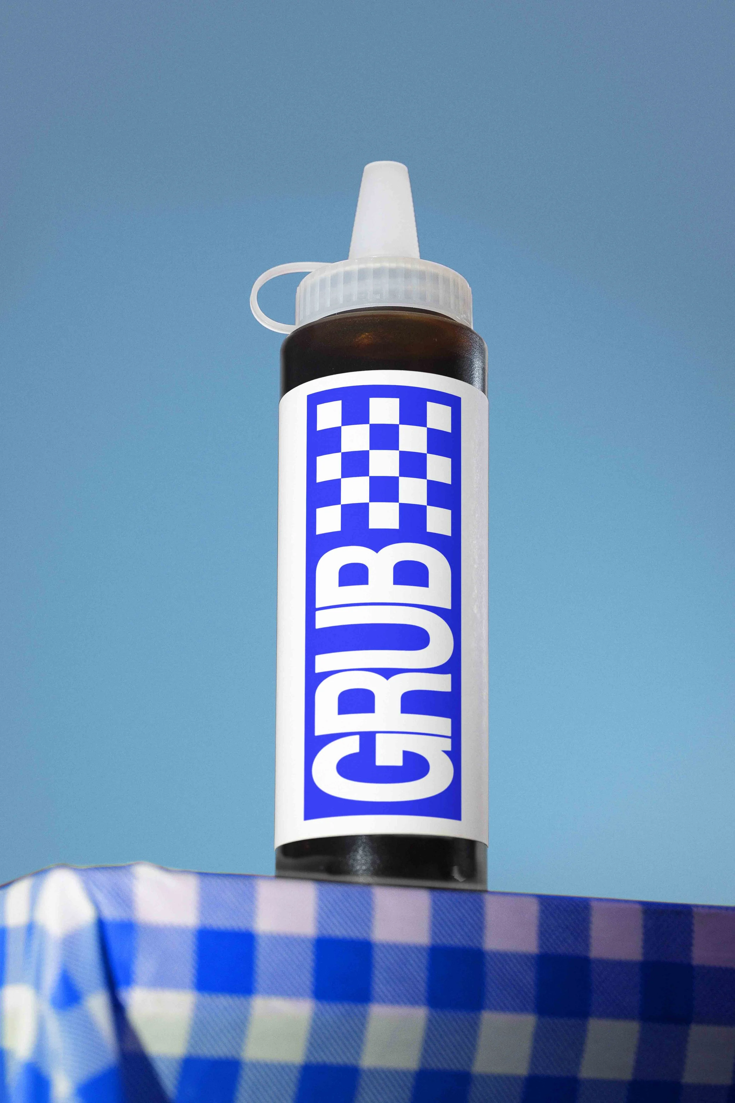 ARKIVAL_GRUB_SAUCE_BOTTLE_02.jpg