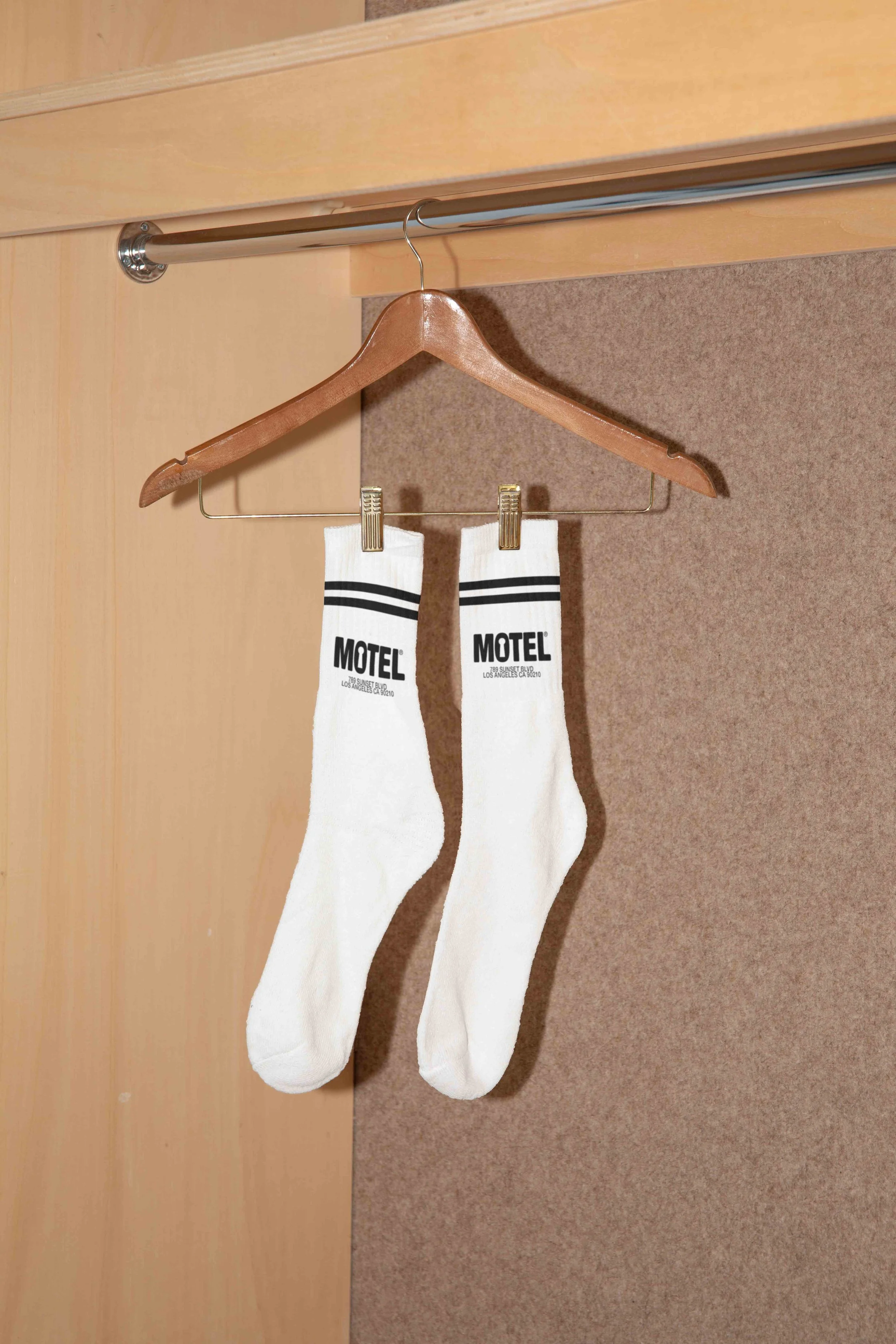 ARKIVAL_MOTEL_SOCKS_01_1.jpg