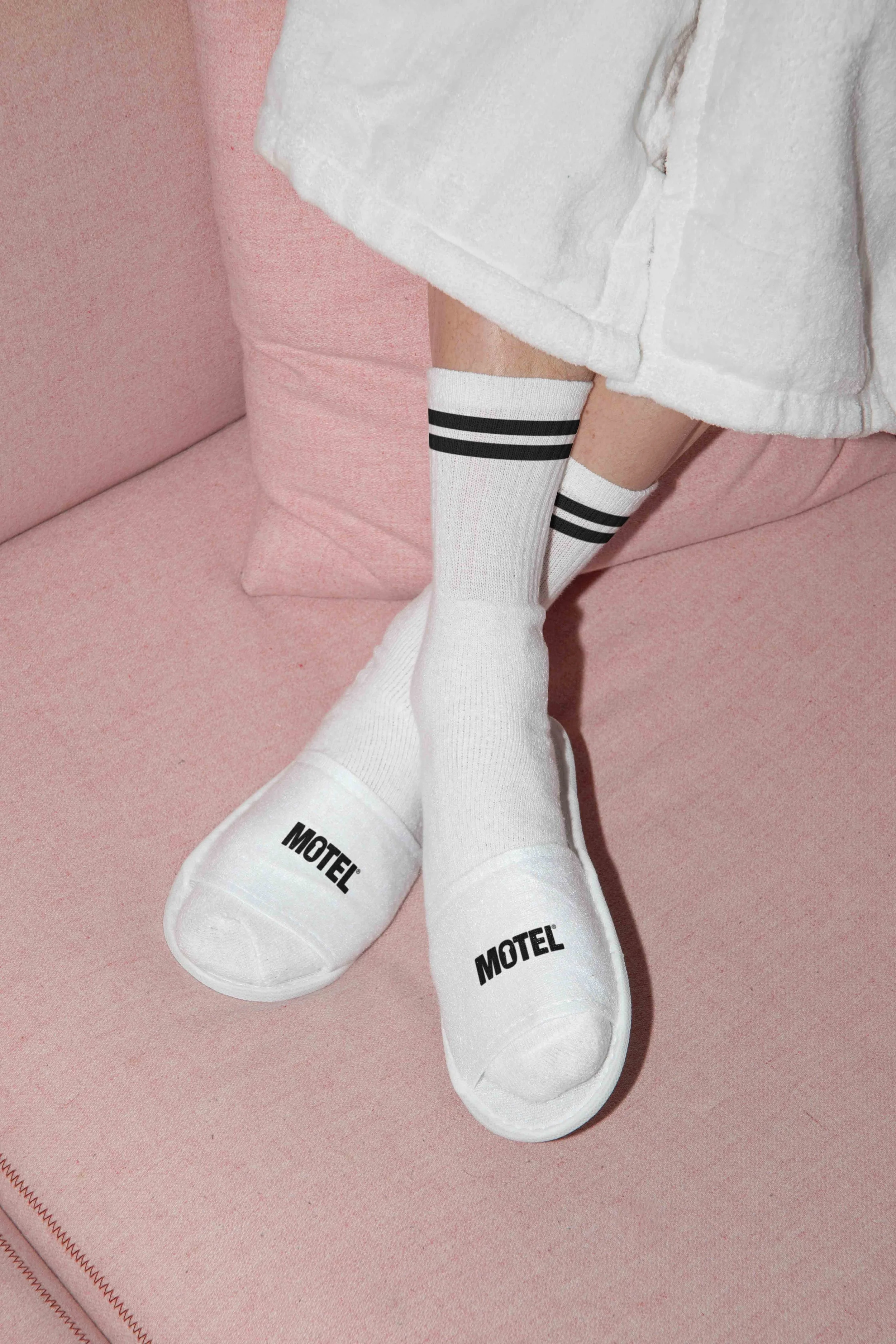 ARKIVAL_MOTEL_SOCKS_02.jpg