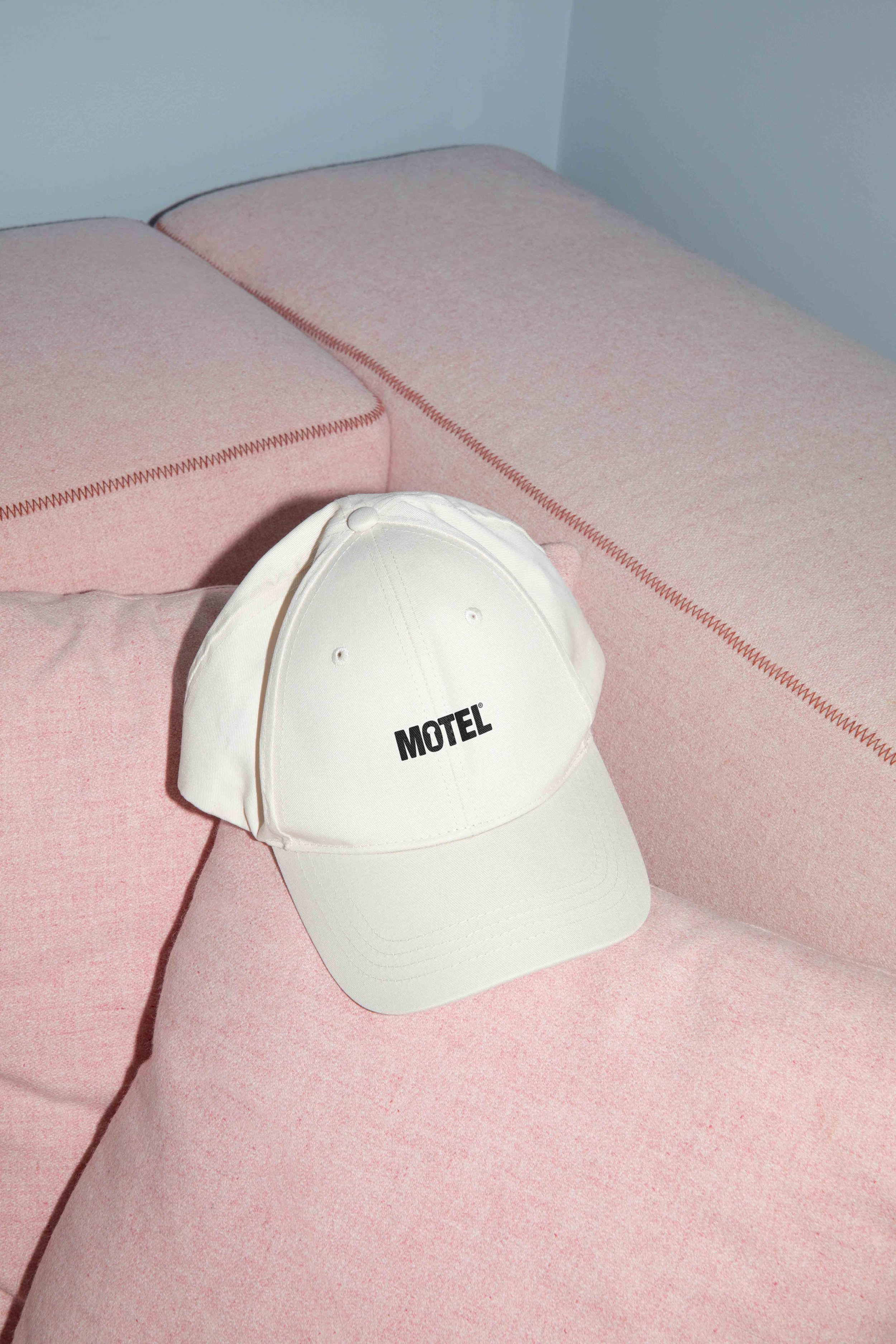 ARKIVAL_MOTEL_CAP_02.jpg