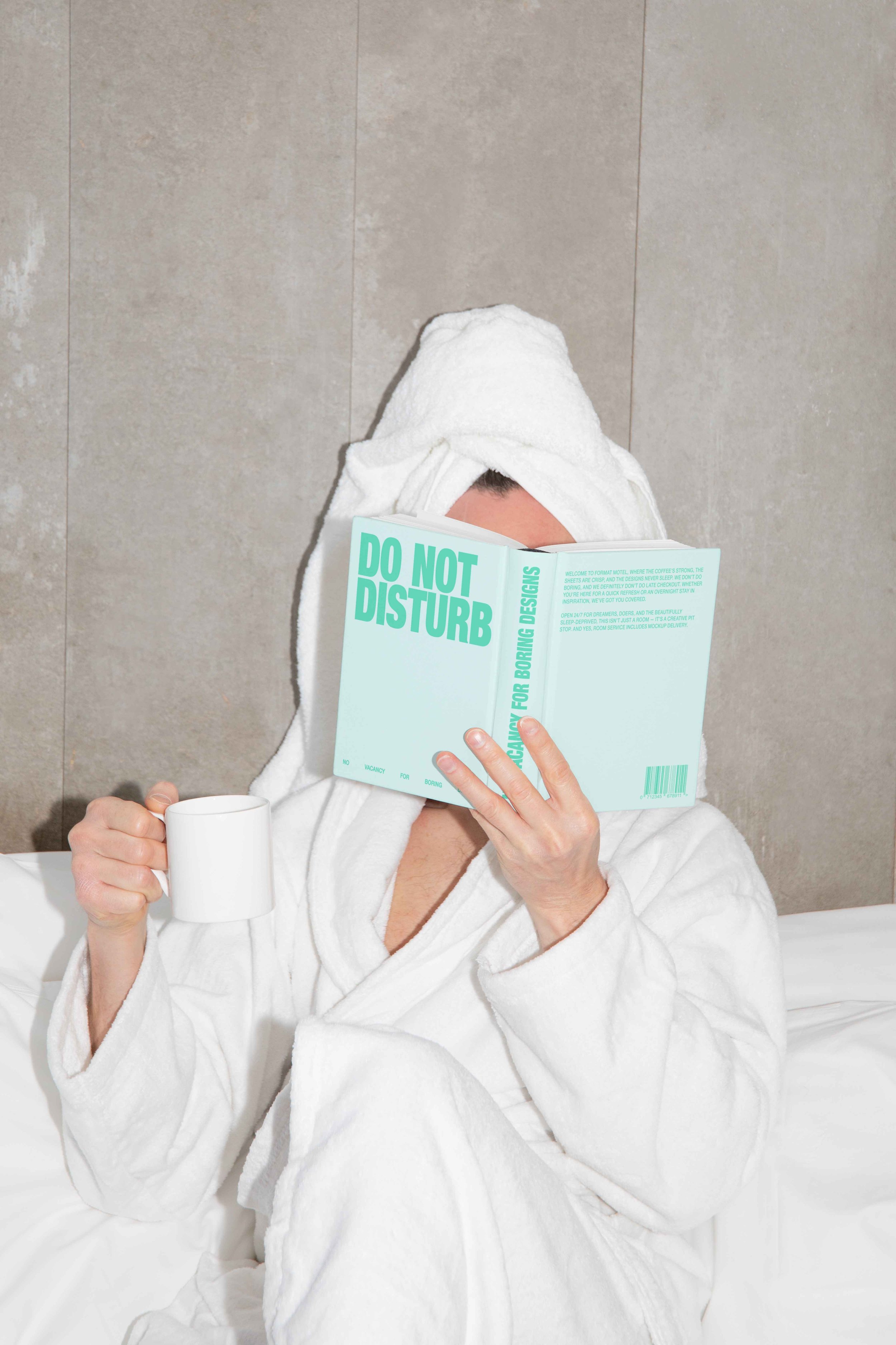 FORMAT_MOTEL_BOOK_02e.jpg