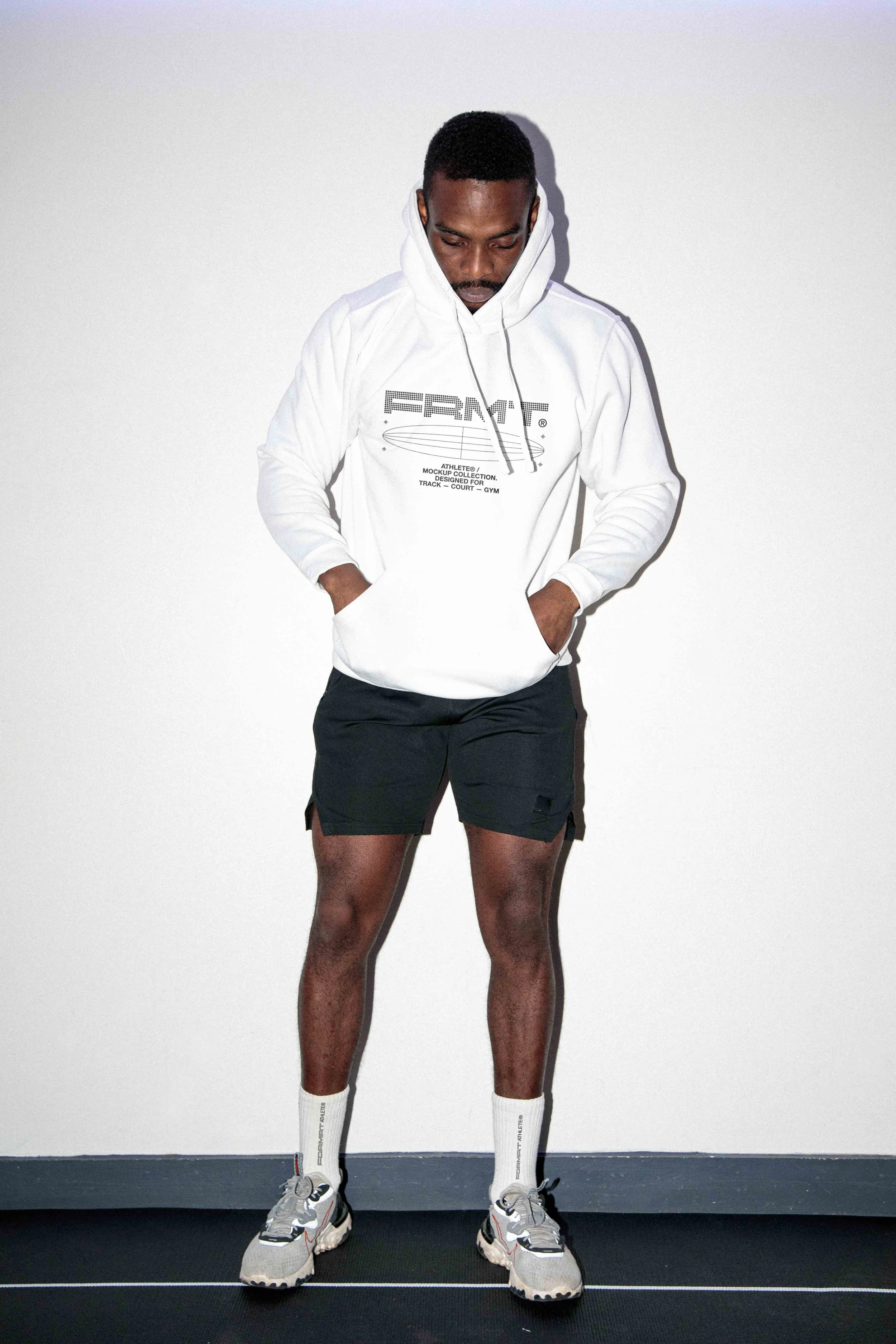 FORMAT_ATHLETE_HOODIE_02_1.jpg